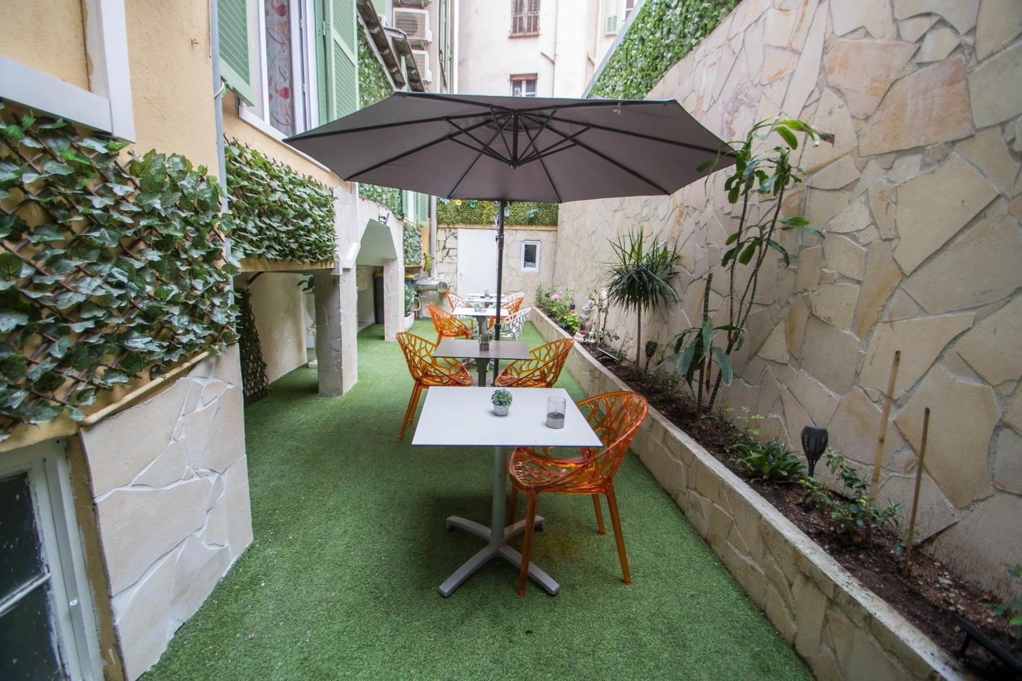 Hotel Parisien
