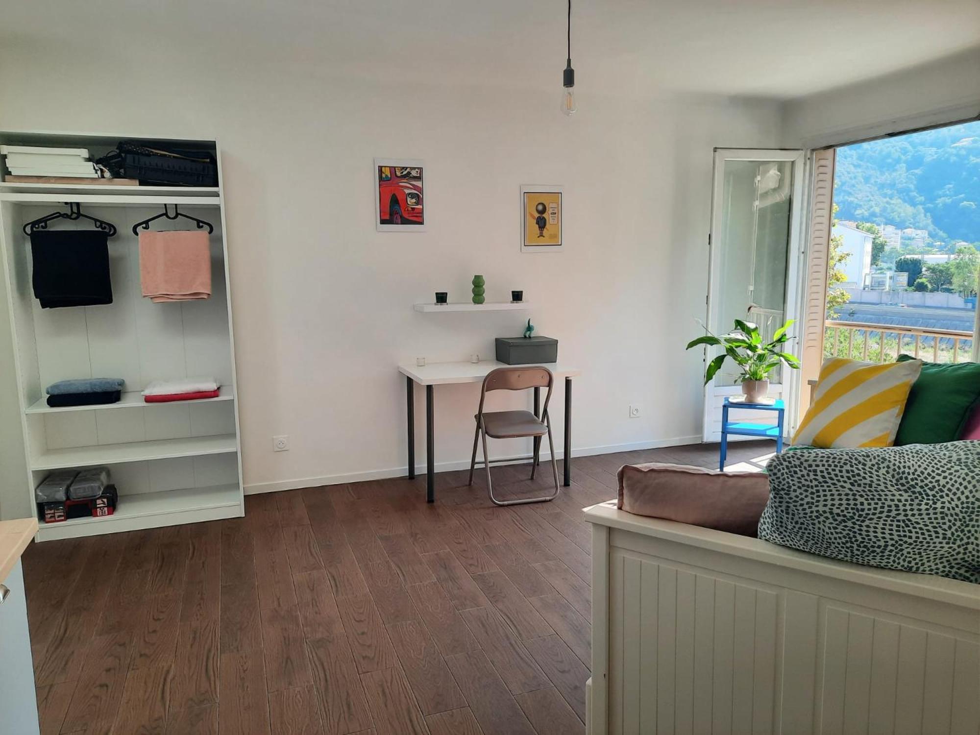 La 1, Climatisee Ac, Cuisine Privee