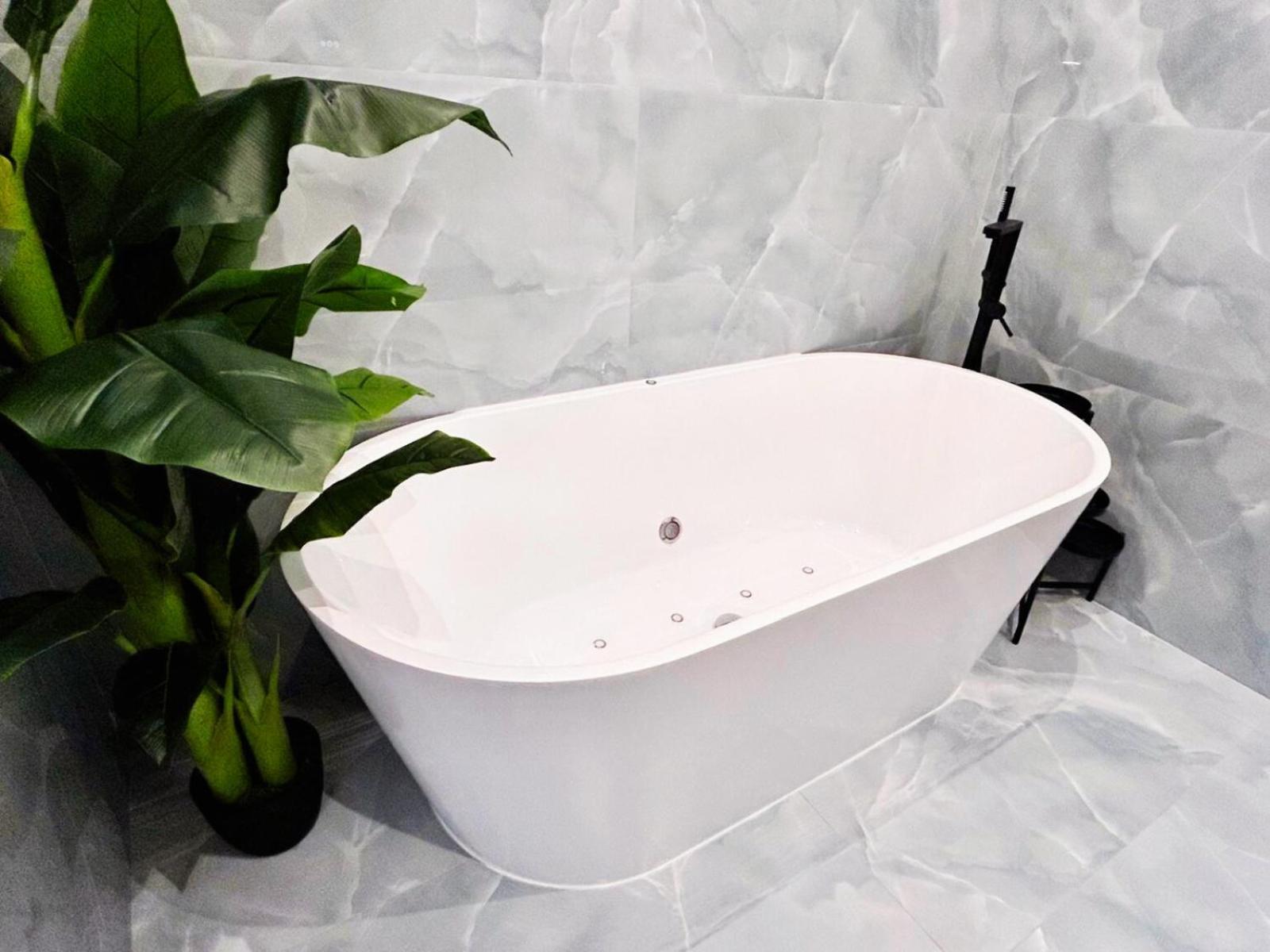 Luxurious - Seaside - Bath - Wifi - Ac