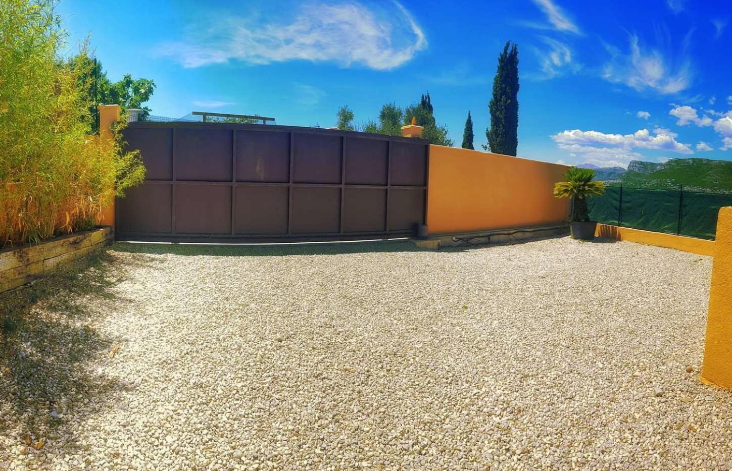 Maison Casa Milesa - Calme, Privatif Sur Demande, Parking Securise, A 12 Min Des Plages Holiday home Nice