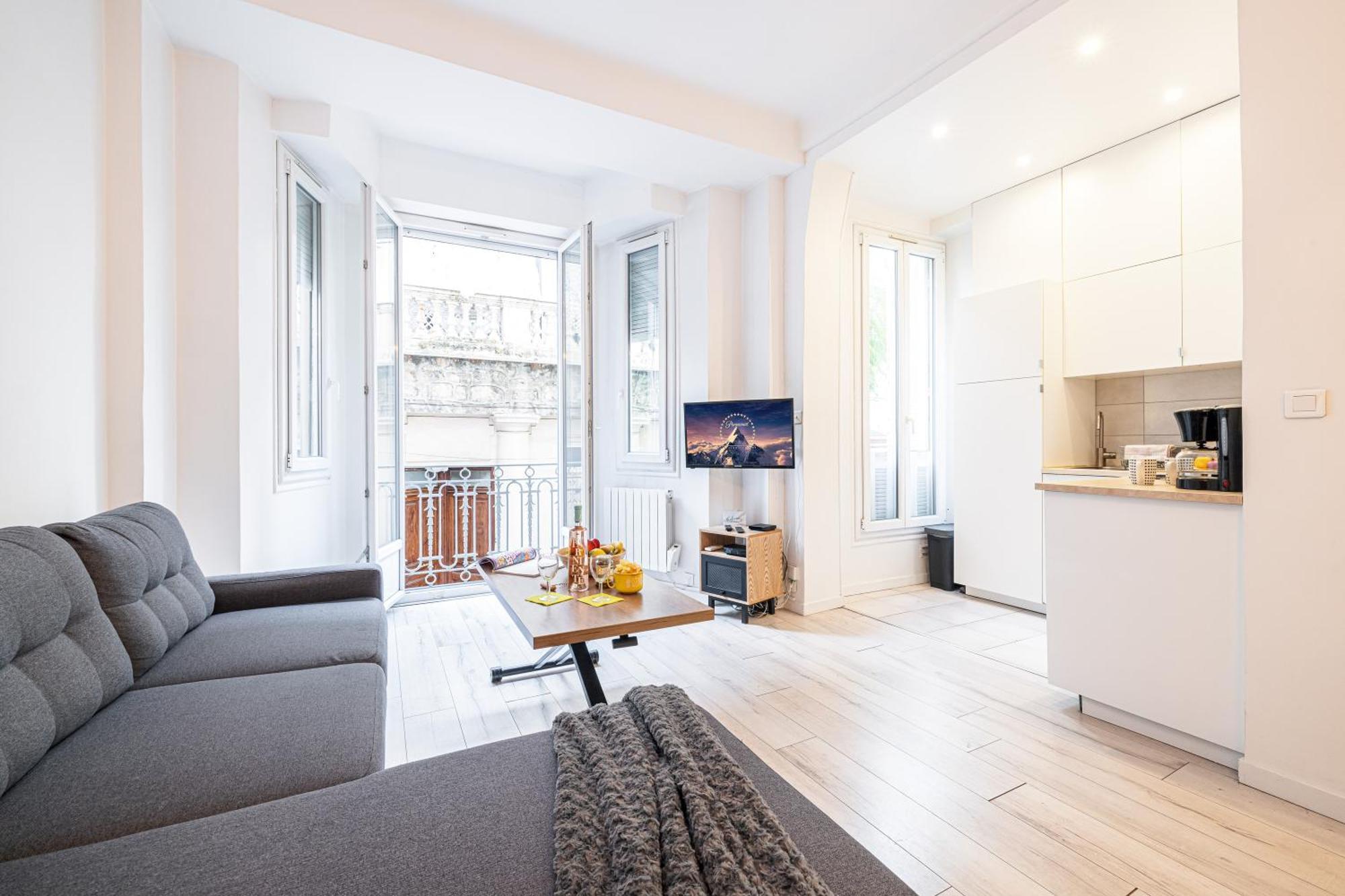 Shakespeare - Happy Apartment Nice