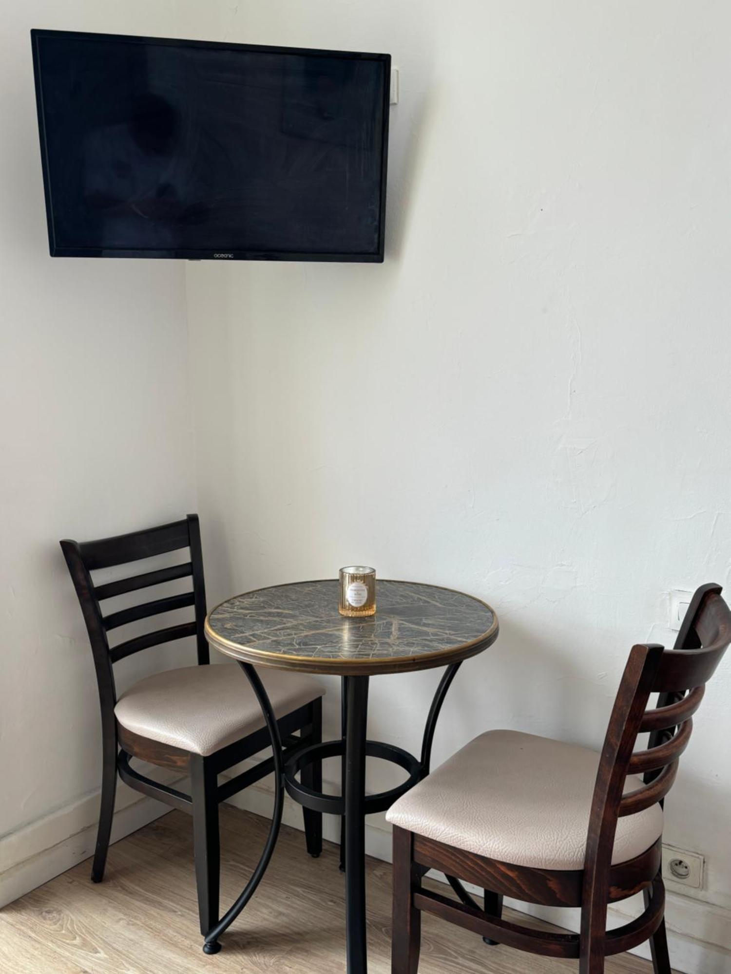 1 Bed Flat - Jean Medecin - Station