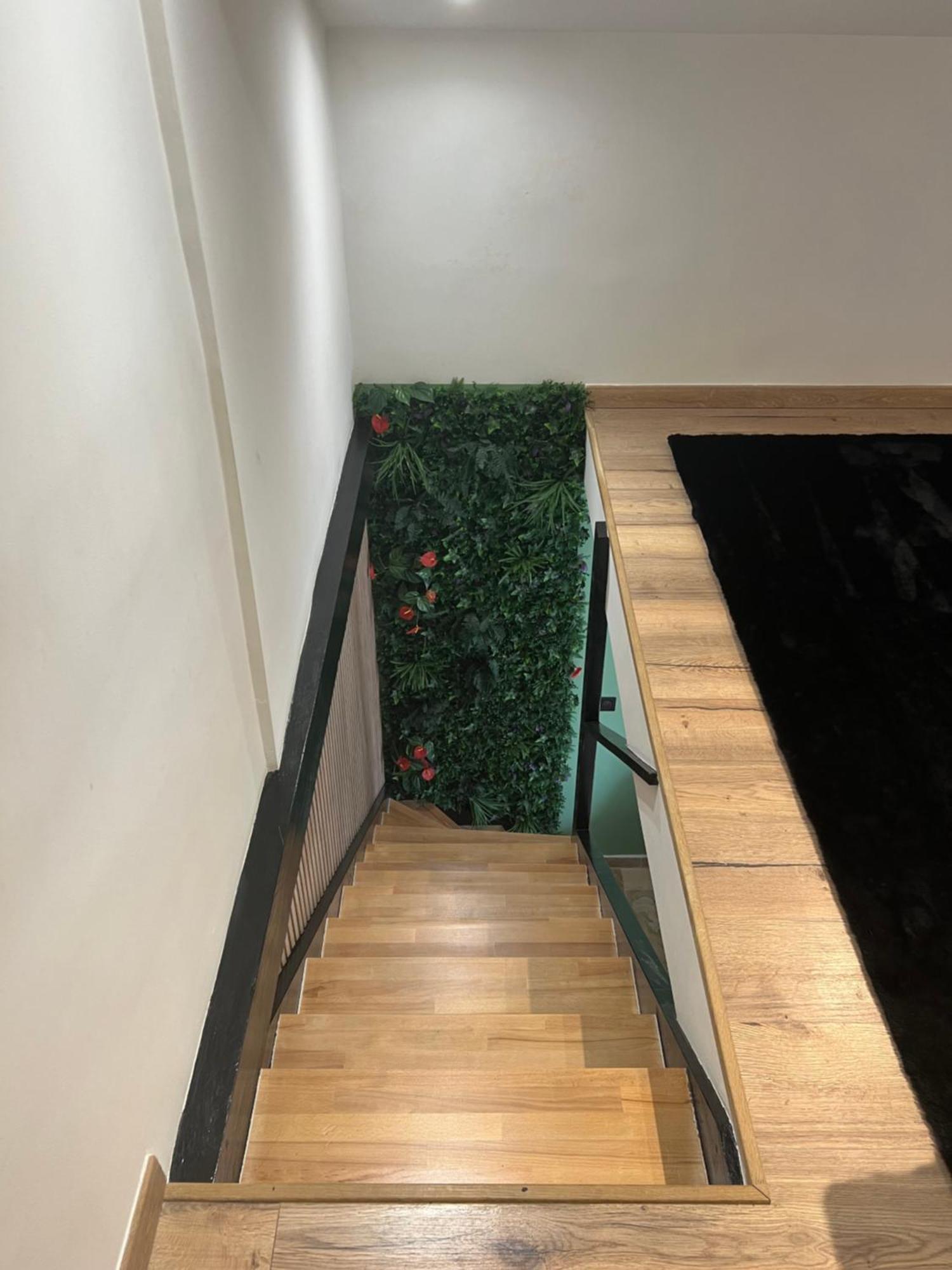 Apartment Duplex *