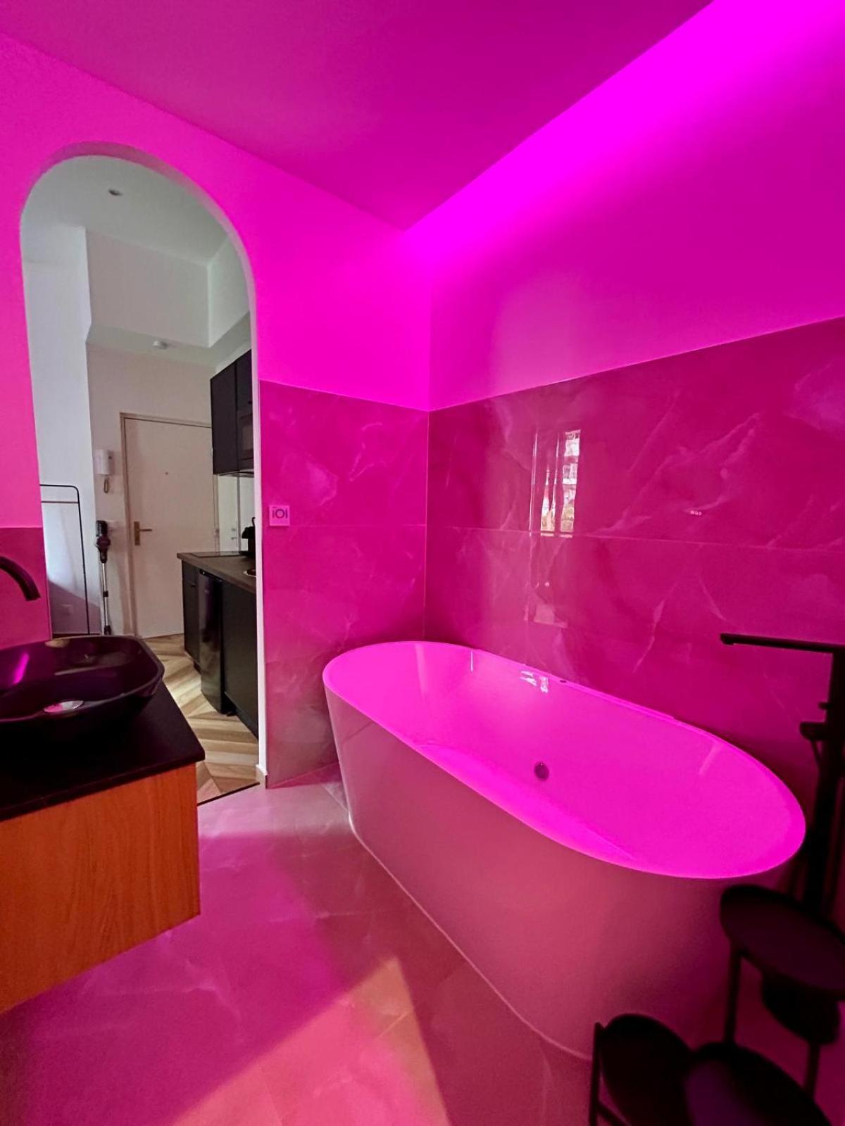 Intimate Escape - Seaside - Bath - Wifi - Ac