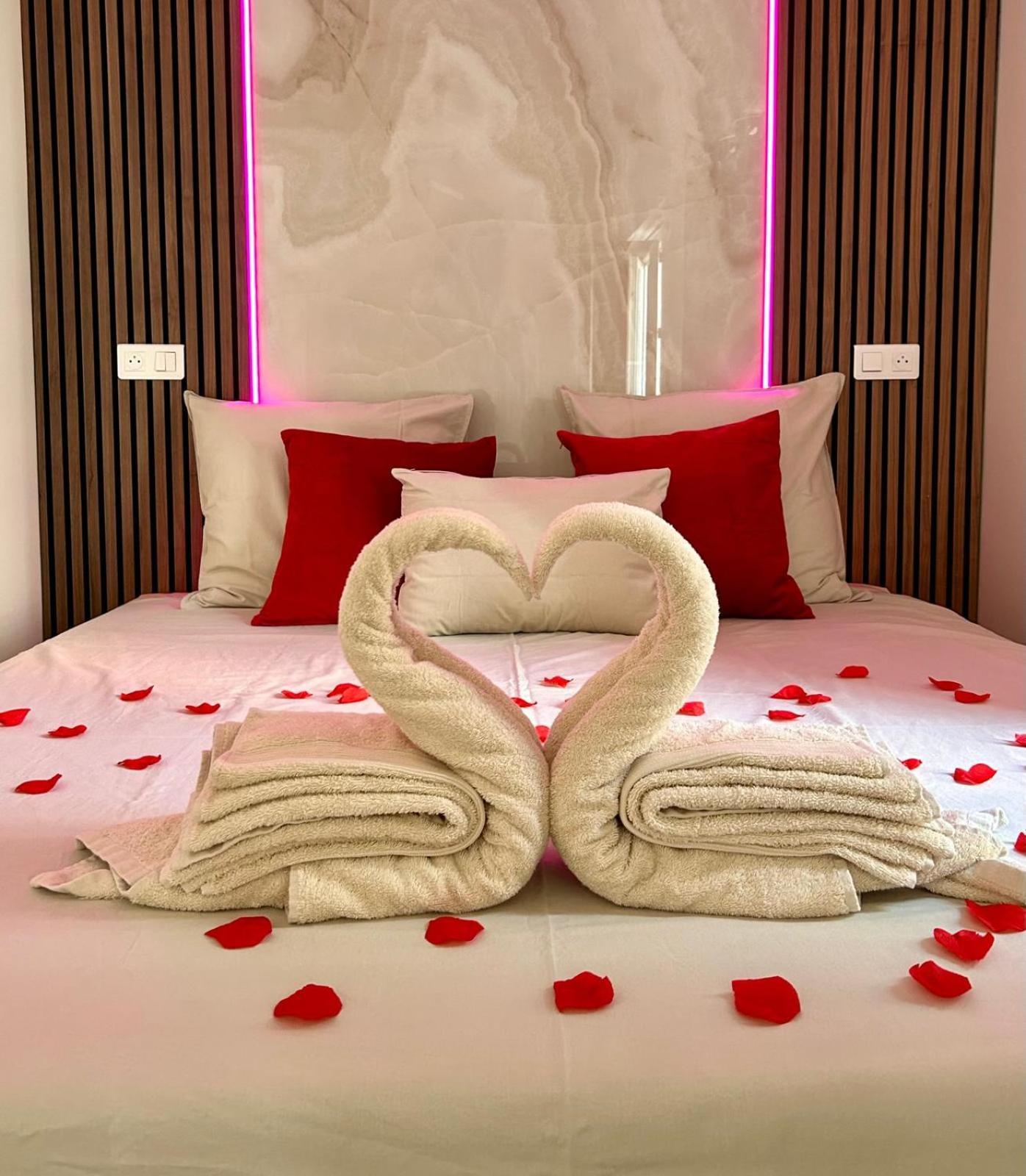 Intimate Escape - Seaside - Bath - Wifi - Ac