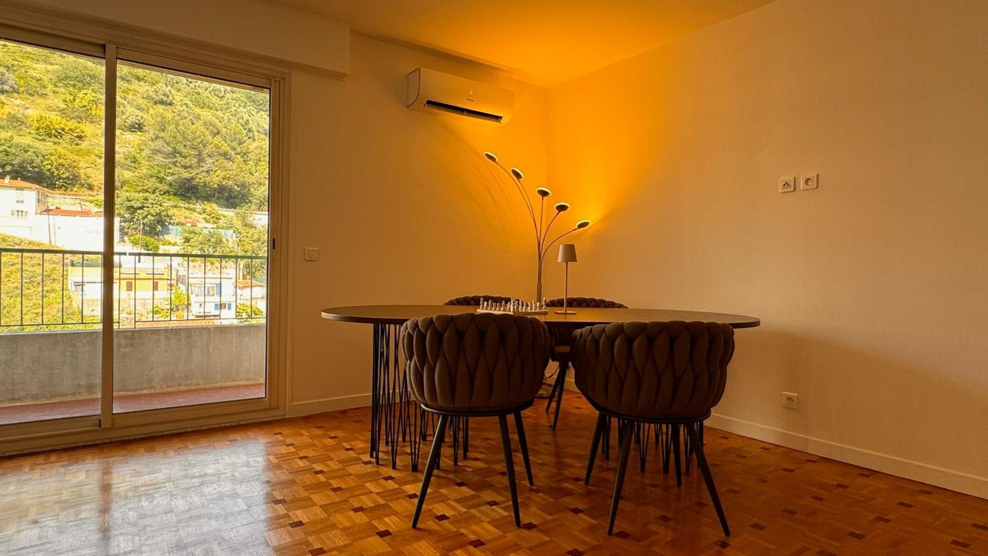 Apartment Elegant 3 Pieces, 2 Chambres, 4 Pers, Clim, Wi-fi, Proche Des Plages Nice