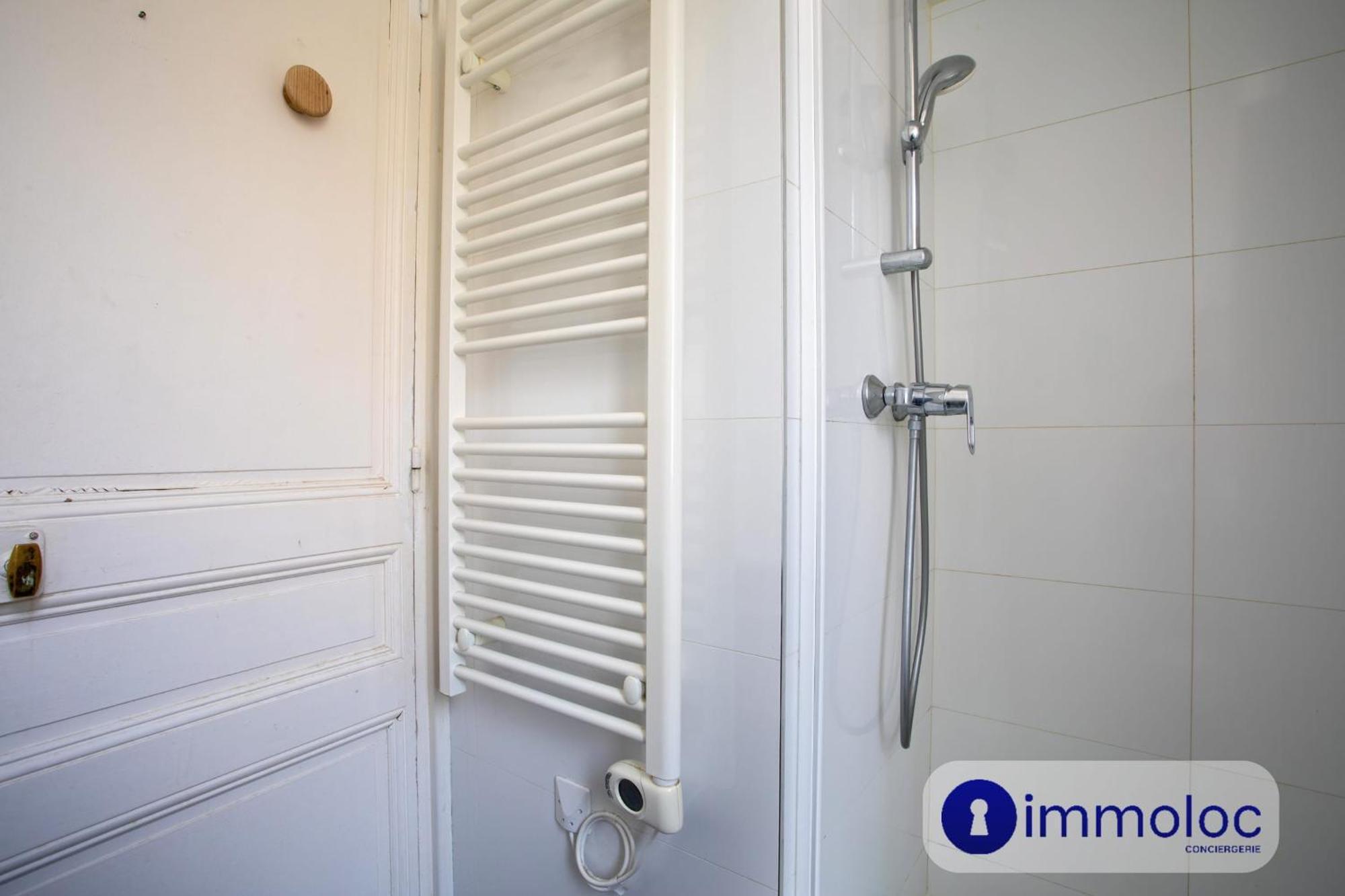 With 2 Bedrooms Quartier Liberation Apartment *
