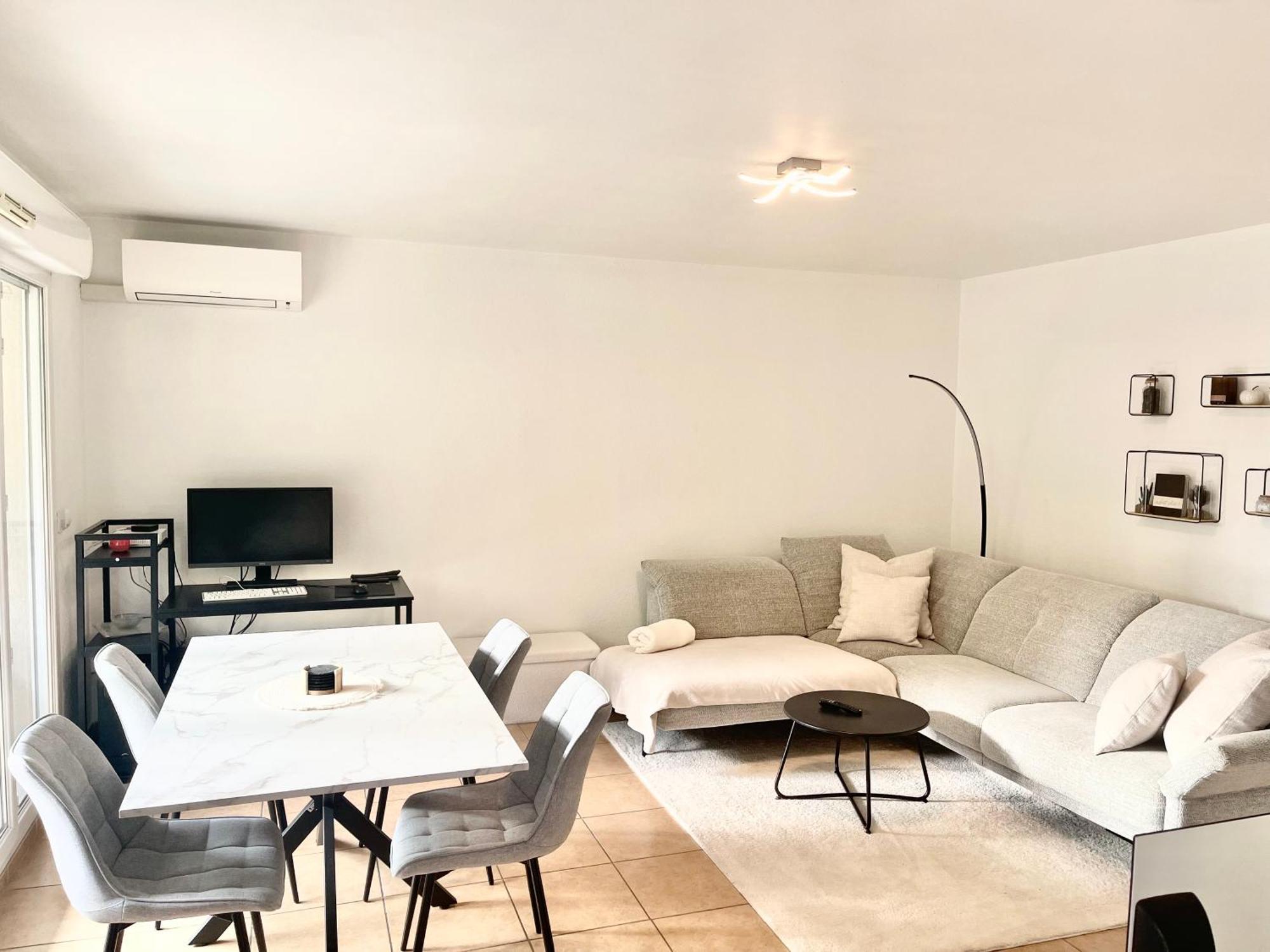 Apartment Stade Riviera Nice