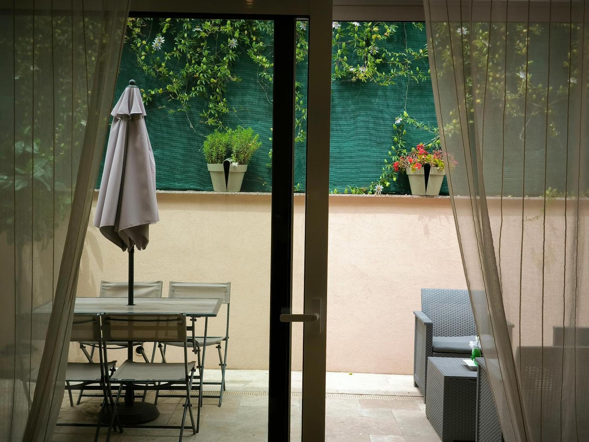 Beau Cozy Centre Et Plages Avec Terrasse N3 Apartment *