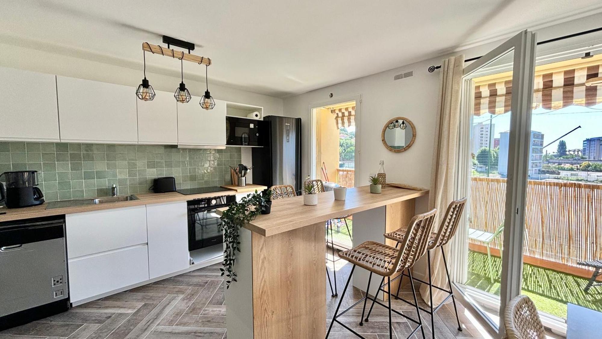 Modern & Cosy 3 Bedrooms Train Tramway Nice