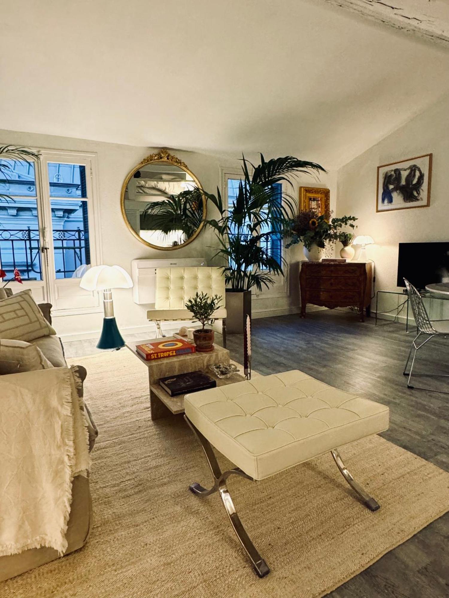 Superbe Duplex Entre Le Vieux Et La Prom Apartment