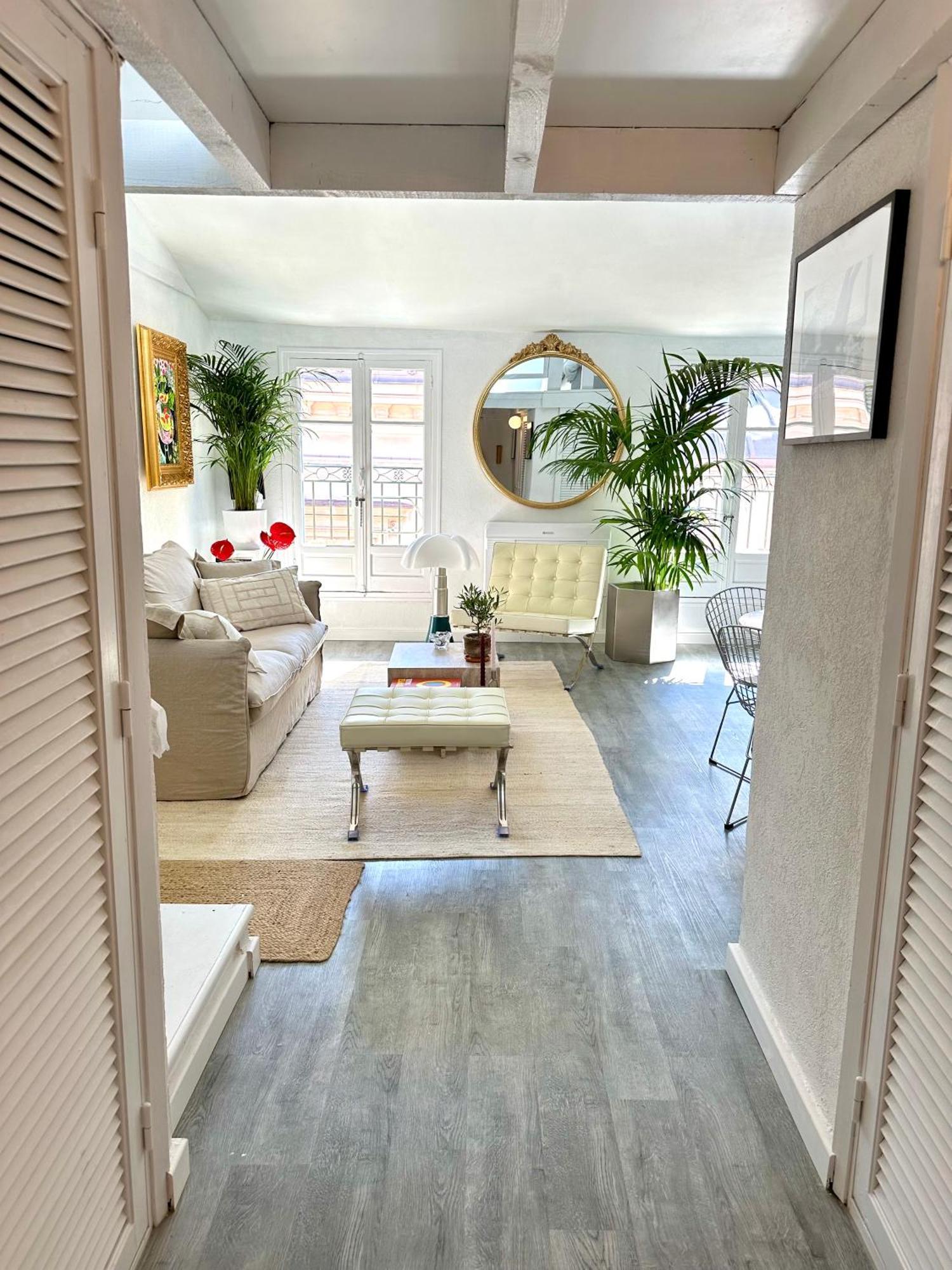 Superbe Duplex Entre Le Vieux Et La Prom Apartment *