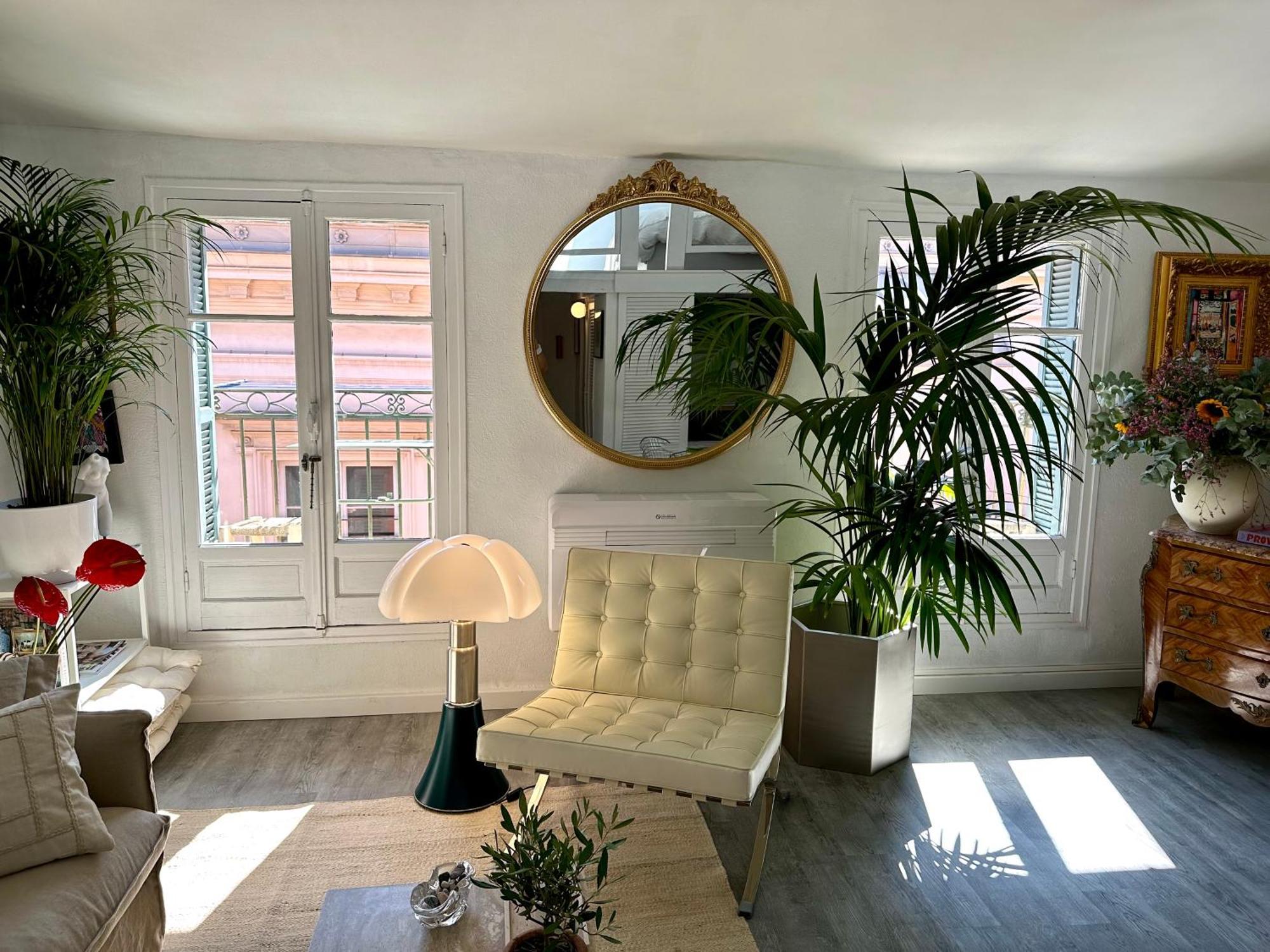 Superbe Duplex Entre Le Vieux Et La Prom * Nice