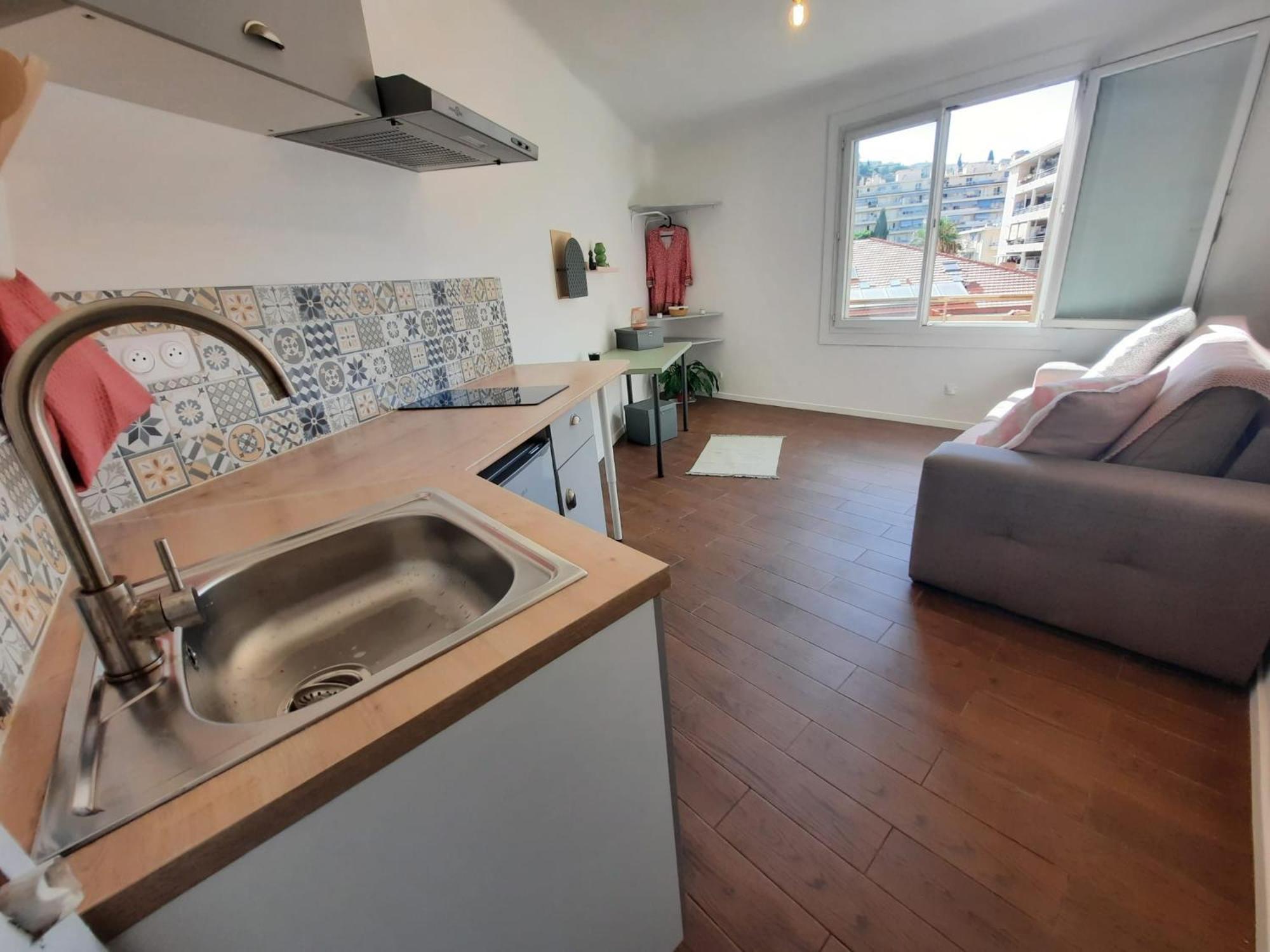 La 3, Climatisee Ac, Cuisine Privee, Calme Nice