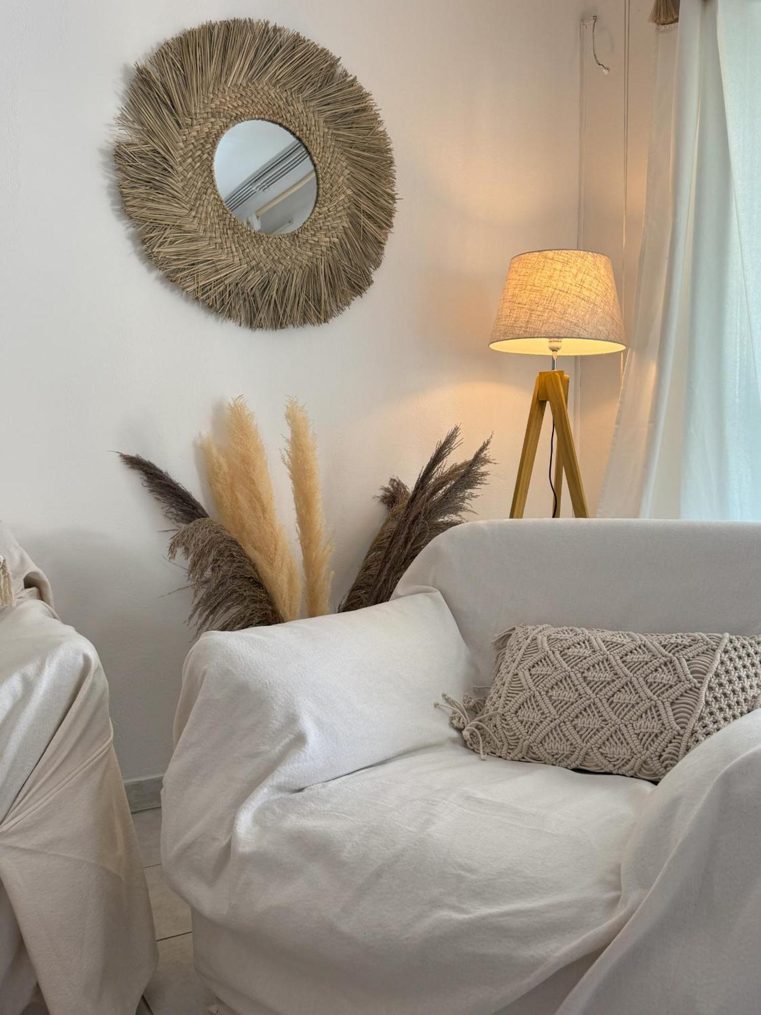 Elegant With Sea View And Swimming Pool * Nice