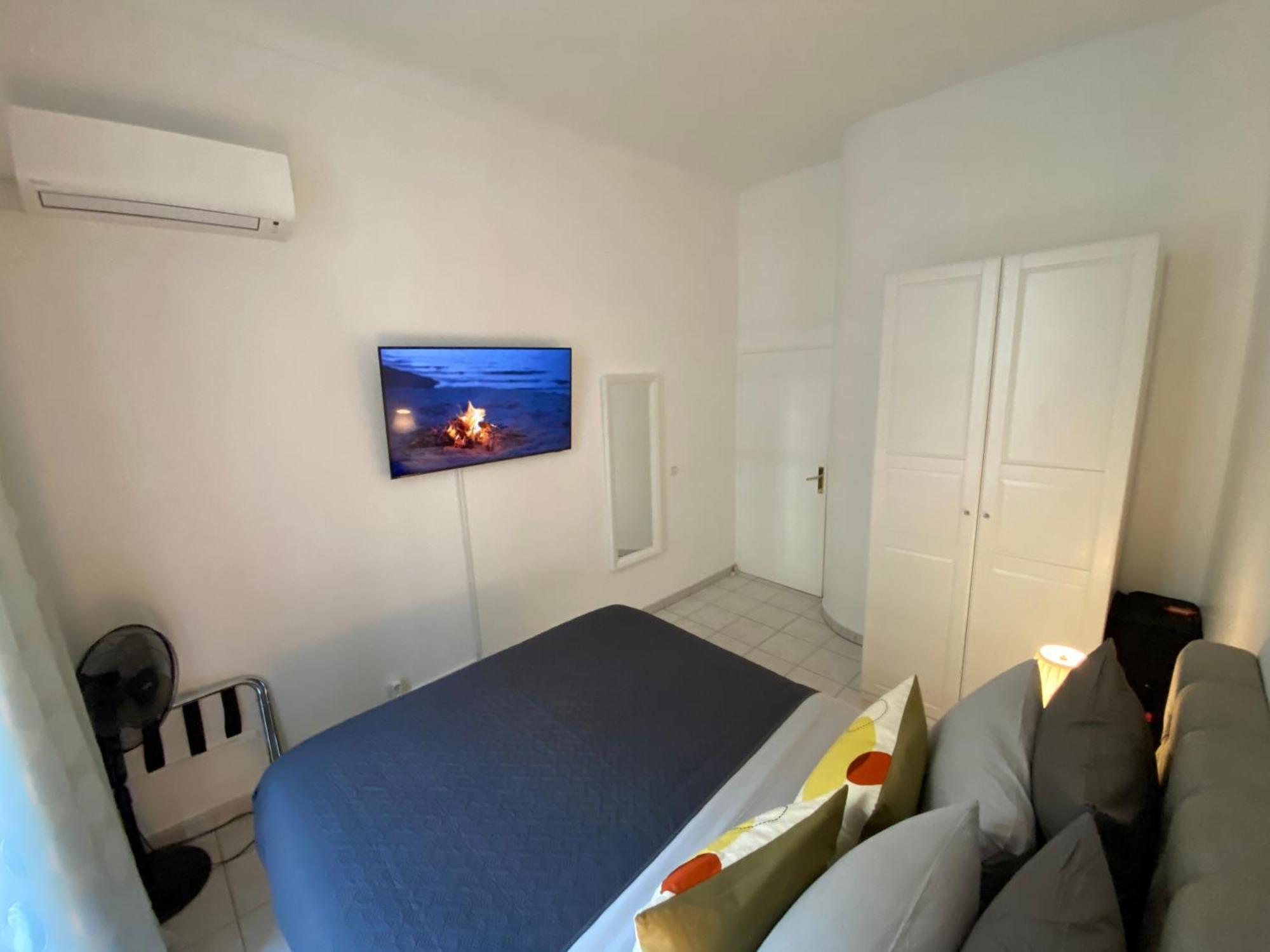 The French Coastal Retreat By J - Central, 5 Mins To Sea, Tram, Train, Ac, Wifi * Nice