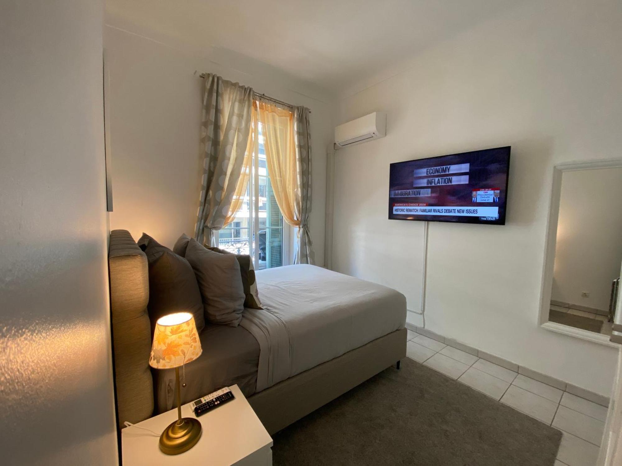 The French Coastal Retreat By J - Central, 5 Mins To Sea, Tram, Train, Ac, Wifi * Nice