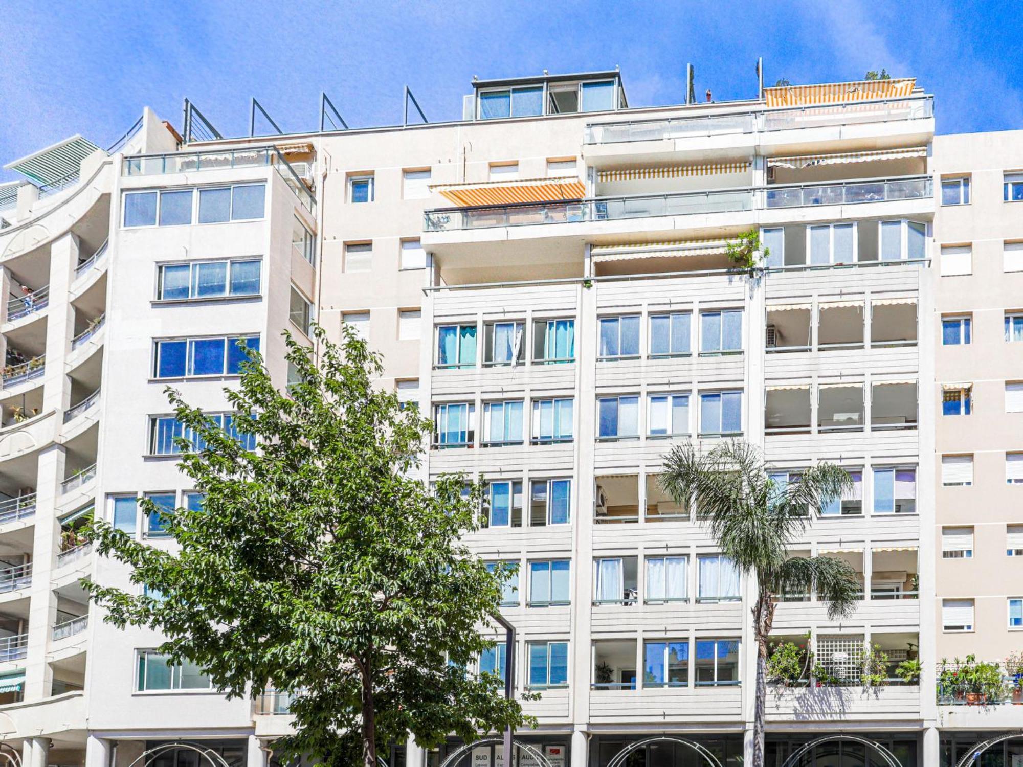 Appartement Cap Californie By Interhome