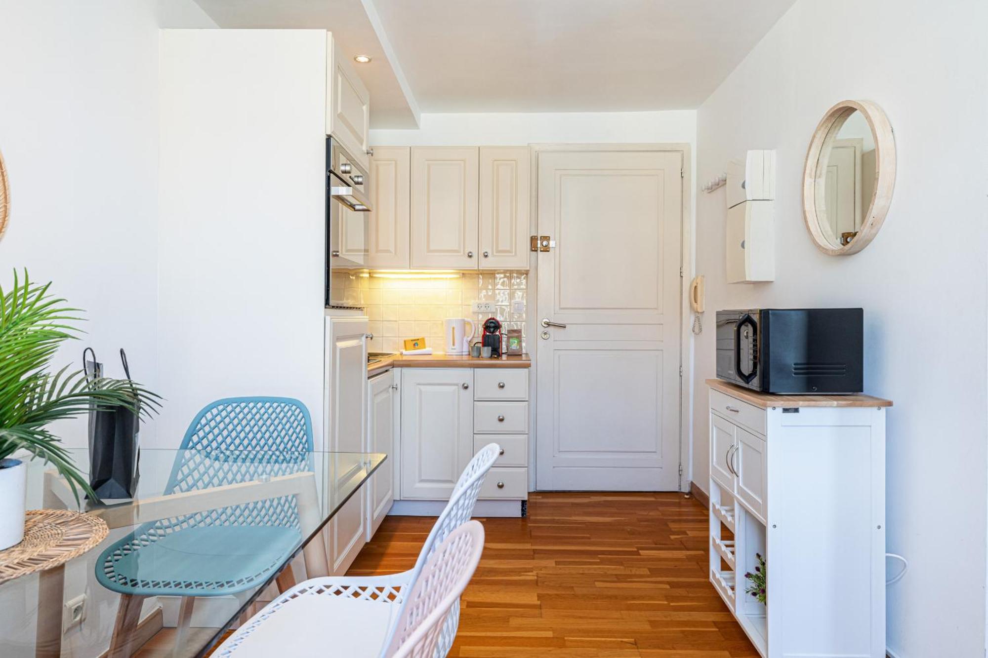 Apartamento Massena Street - 1 Bdr Duplex With Ac & Parking