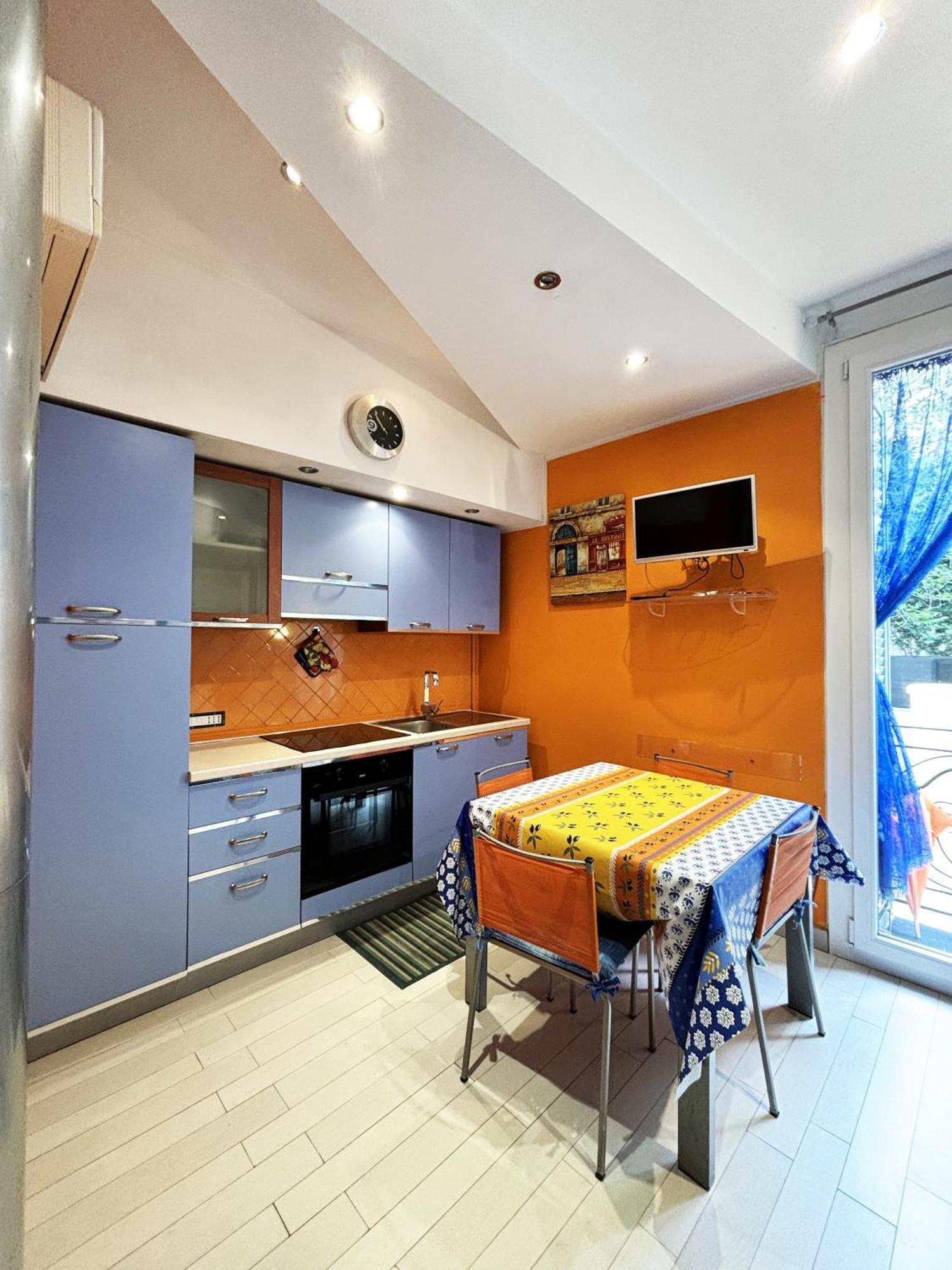 -da Zia Ro'- Promenade Des Anglais Front Beach - Air C - Free Parking Apartment
