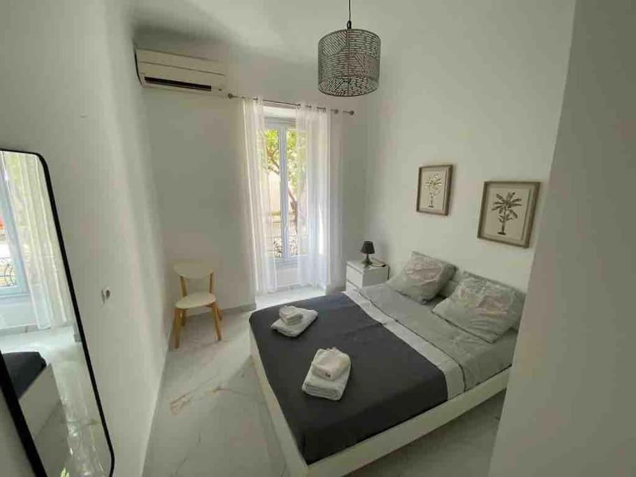 4 Pieces - Cour Privative - Port De Appartement