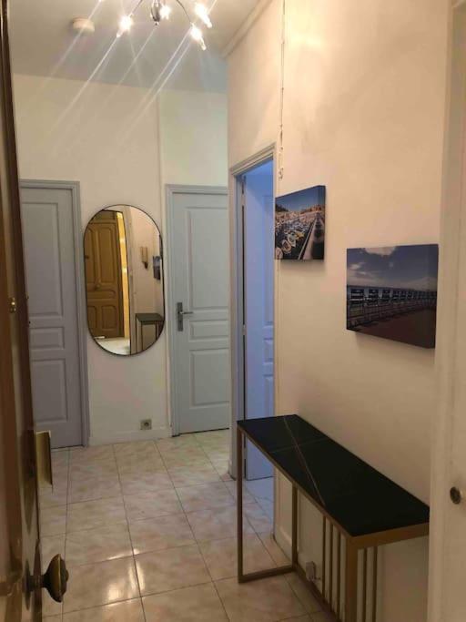 Apartment 4 Pieces - Cour Privative - Port De Nice