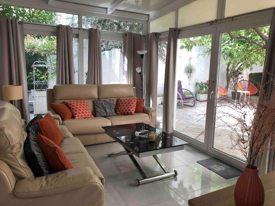 4 Pieces - Cour Privative - Port De Nice