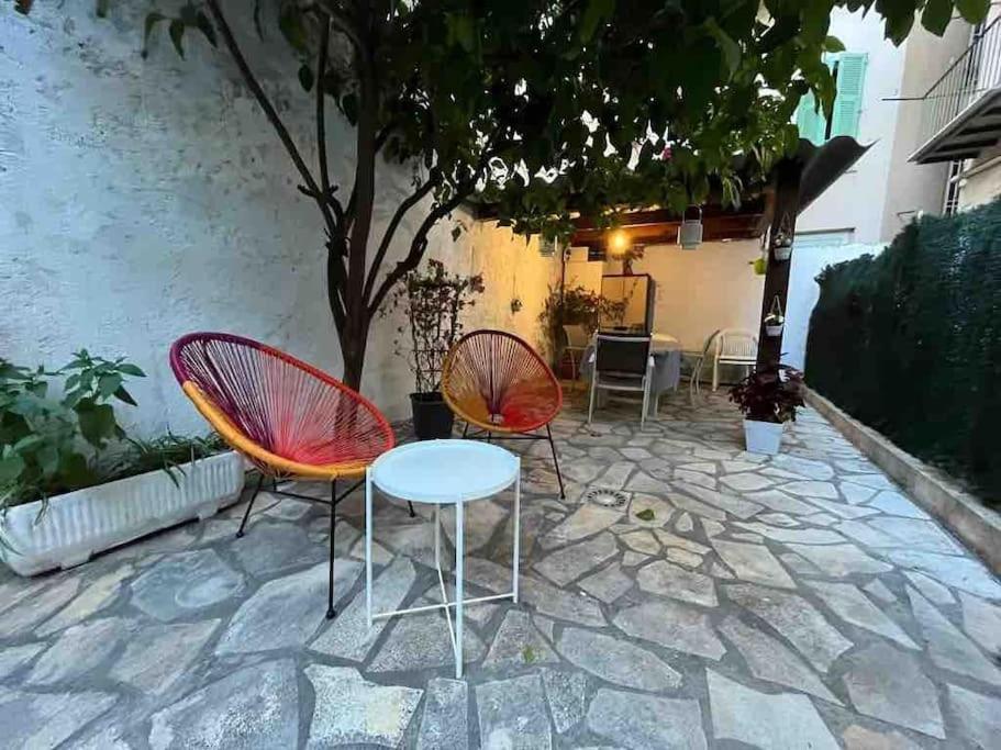 4 Pieces - Cour Privative - Port De * Nice