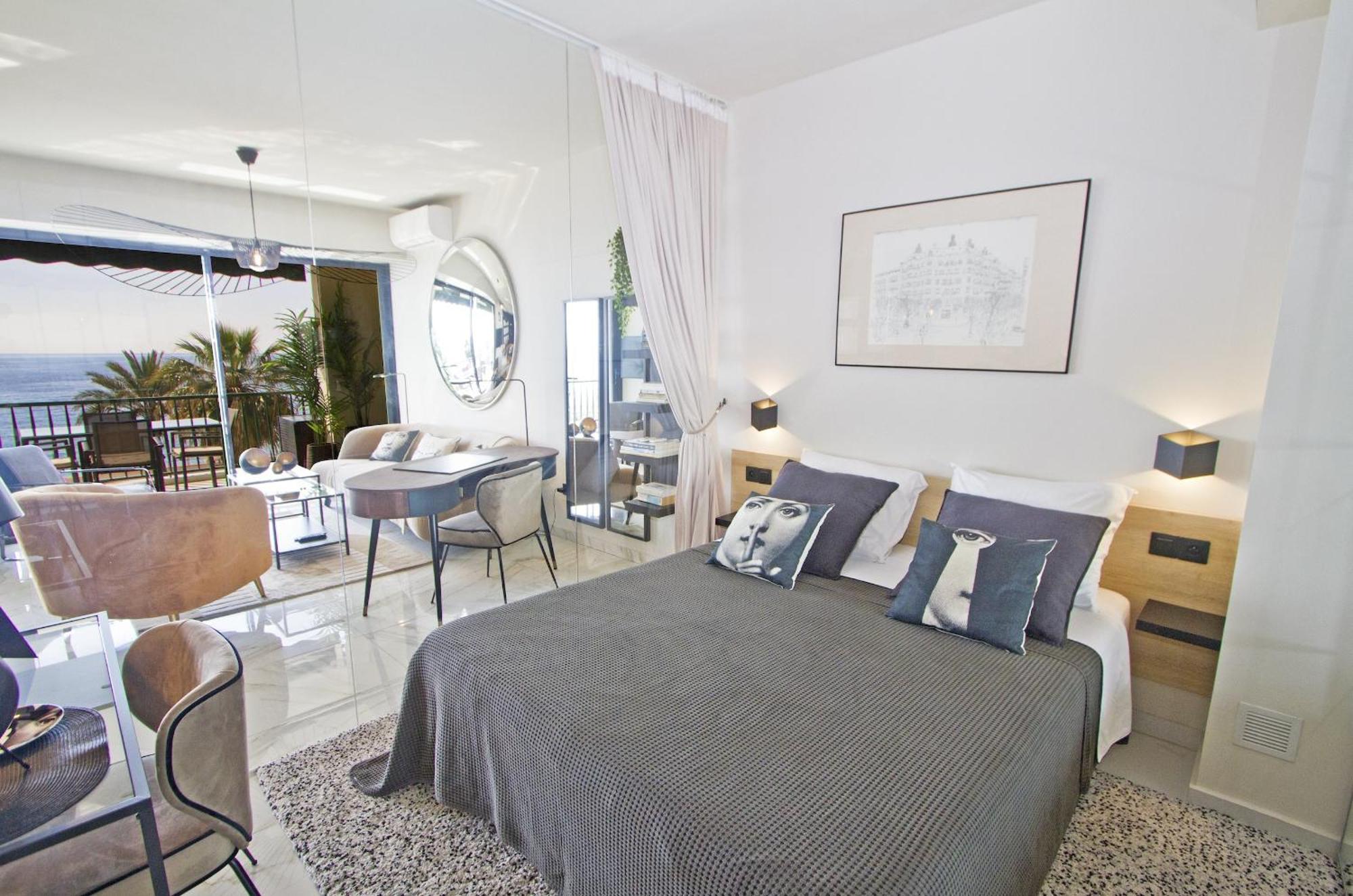 Luxury Flat Beachfront *