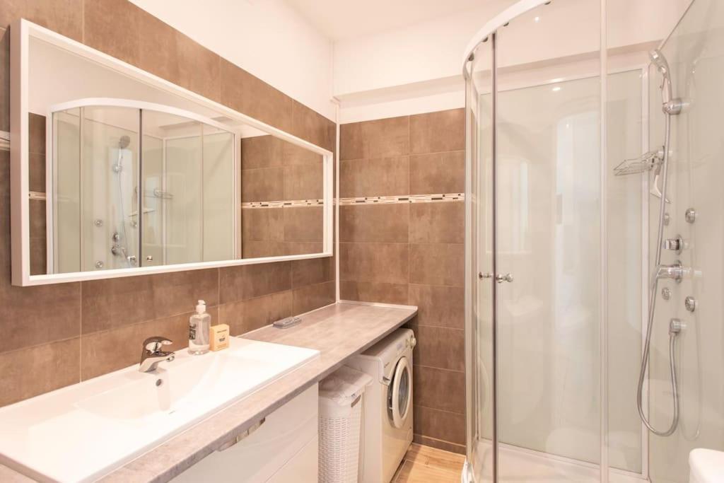 #19staywiz Us - Lenval - Balcon Lenval Sea View With Ac Promenade Des Apartment *