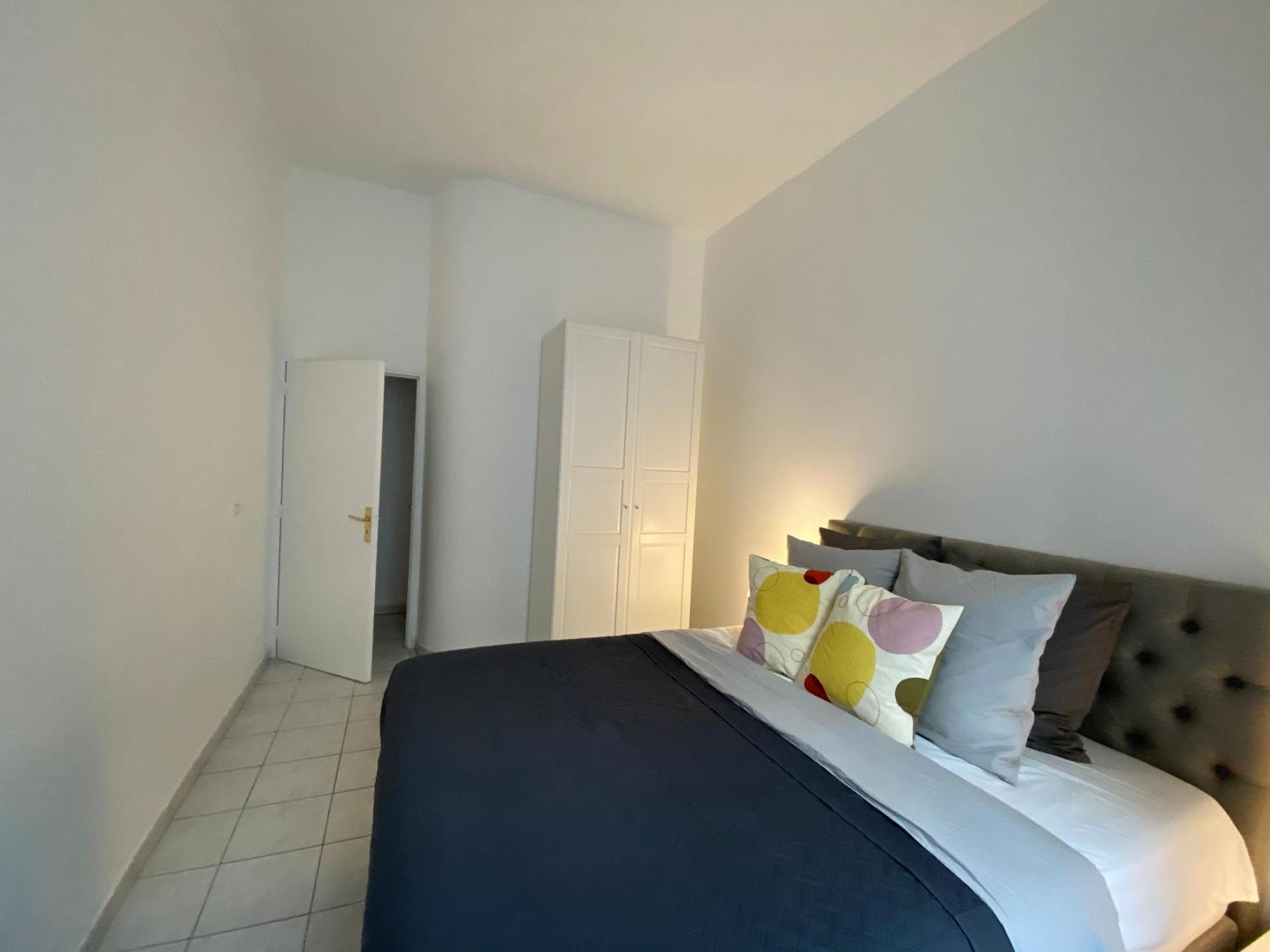 The French Coastal Retreat By J - Central, 5 Mins To Sea, Tram, Train, Ac, Wifi
