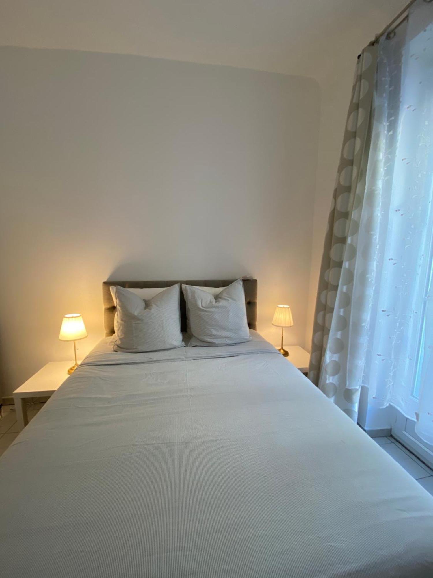 The French Coastal Retreat By J - Central, 5 Mins To Sea, Tram, Train, Ac, Wifi Apartment *