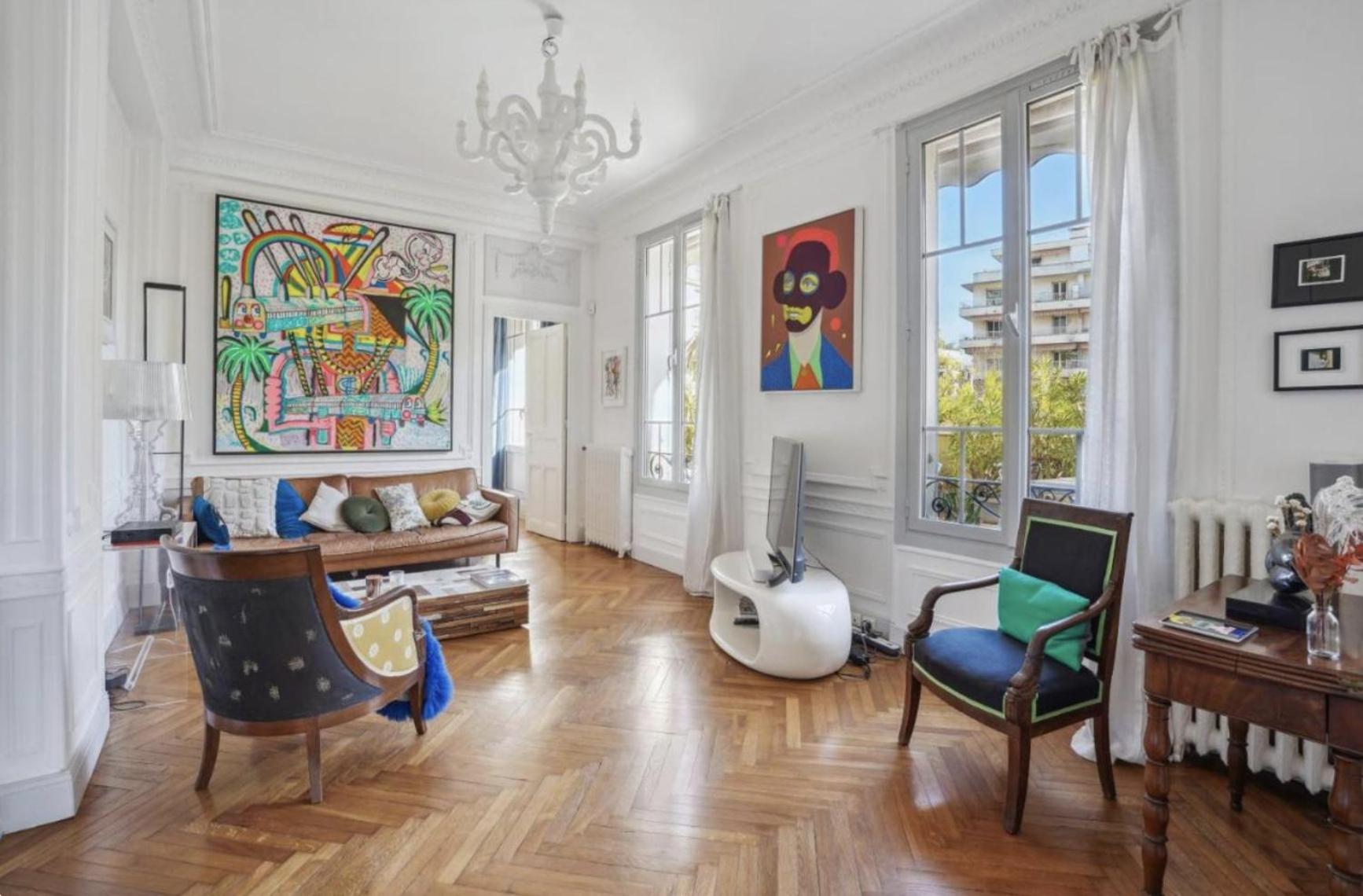 Apartment Luxueux Avec Terrasse Et Parking