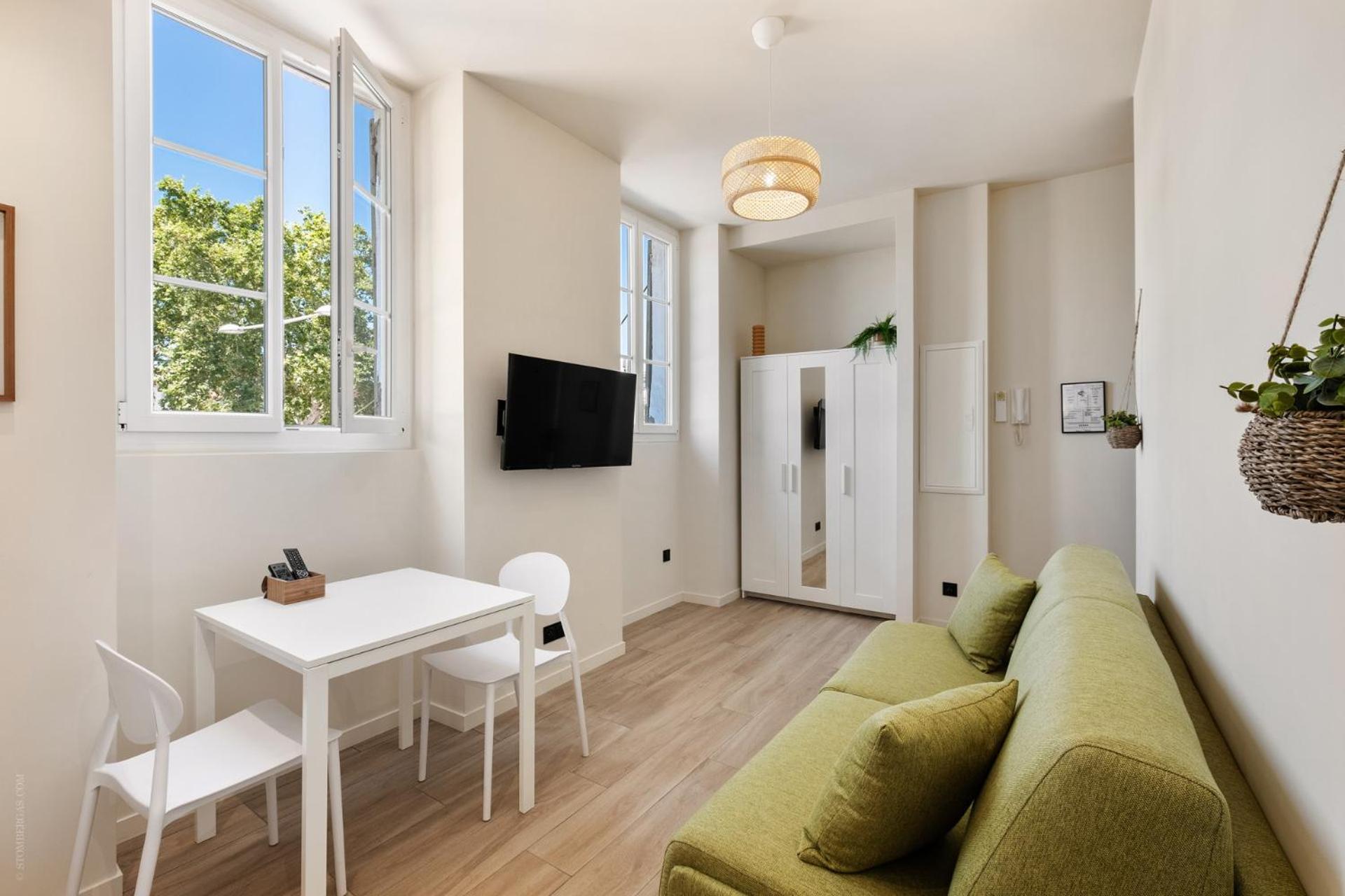 Riviera Cozy - Place Massena Apartment *