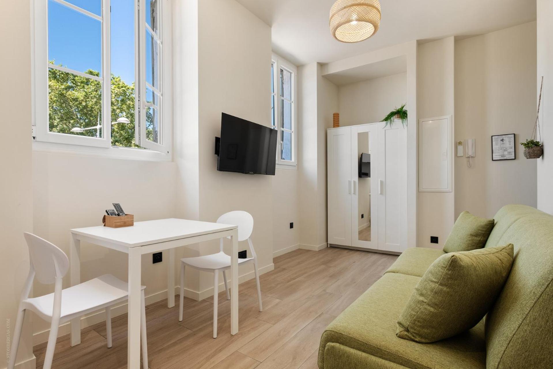 Riviera Cozy - Place Massena Apartment