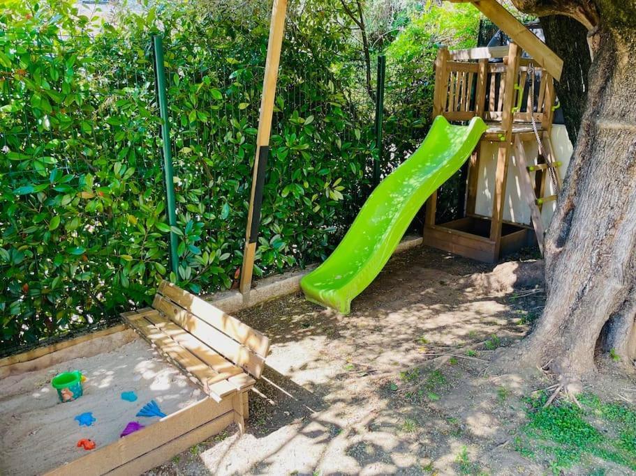 Superbe Toute Equipee, Vue Mer, A 1km Des Plages, Piscine, Barbecue, Jeux Enfants, Mini Golf, Boulodrome, Ping-pong, Parking Prive Nice