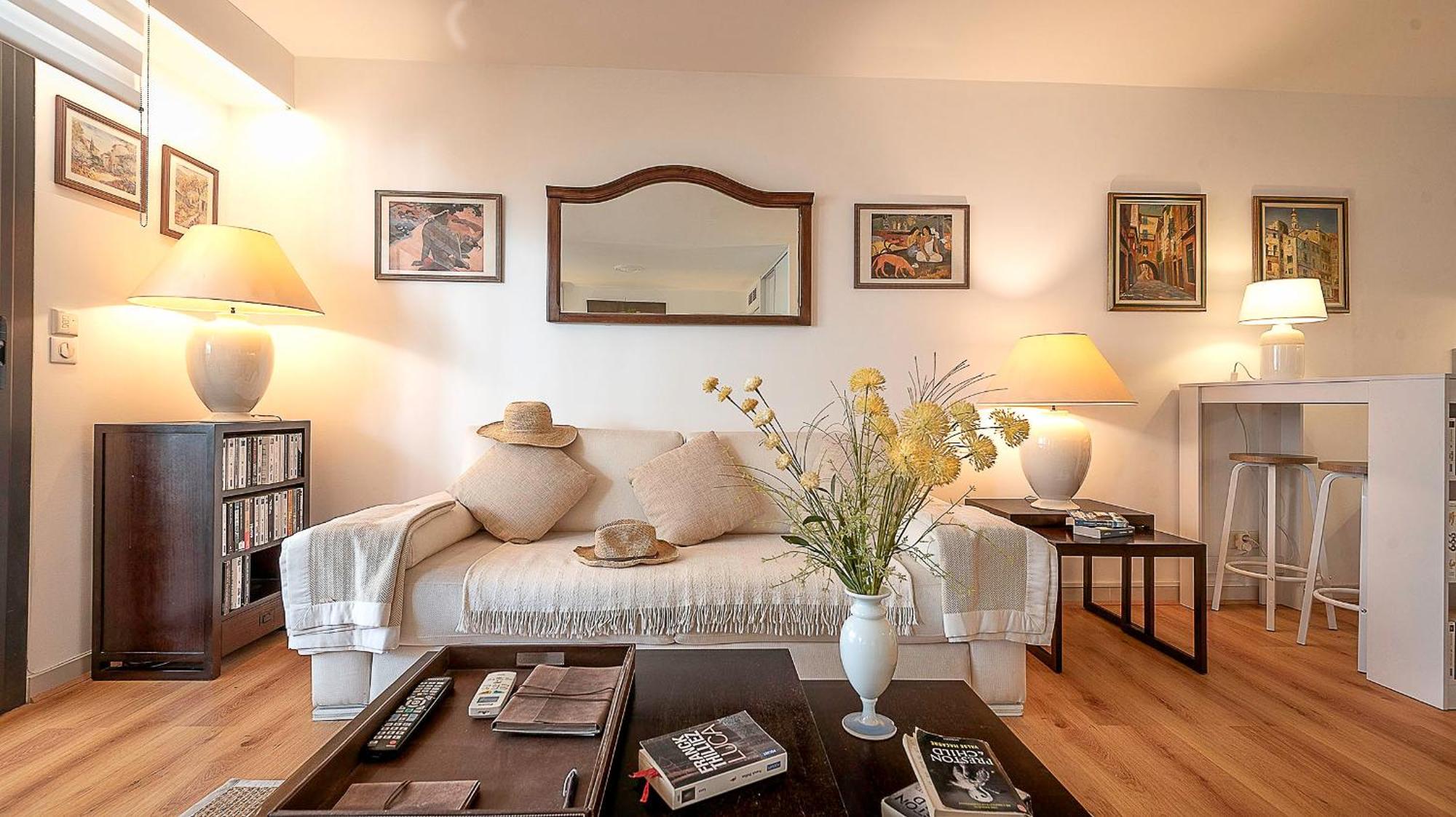 Suitemarie Carre D'or Apartment *