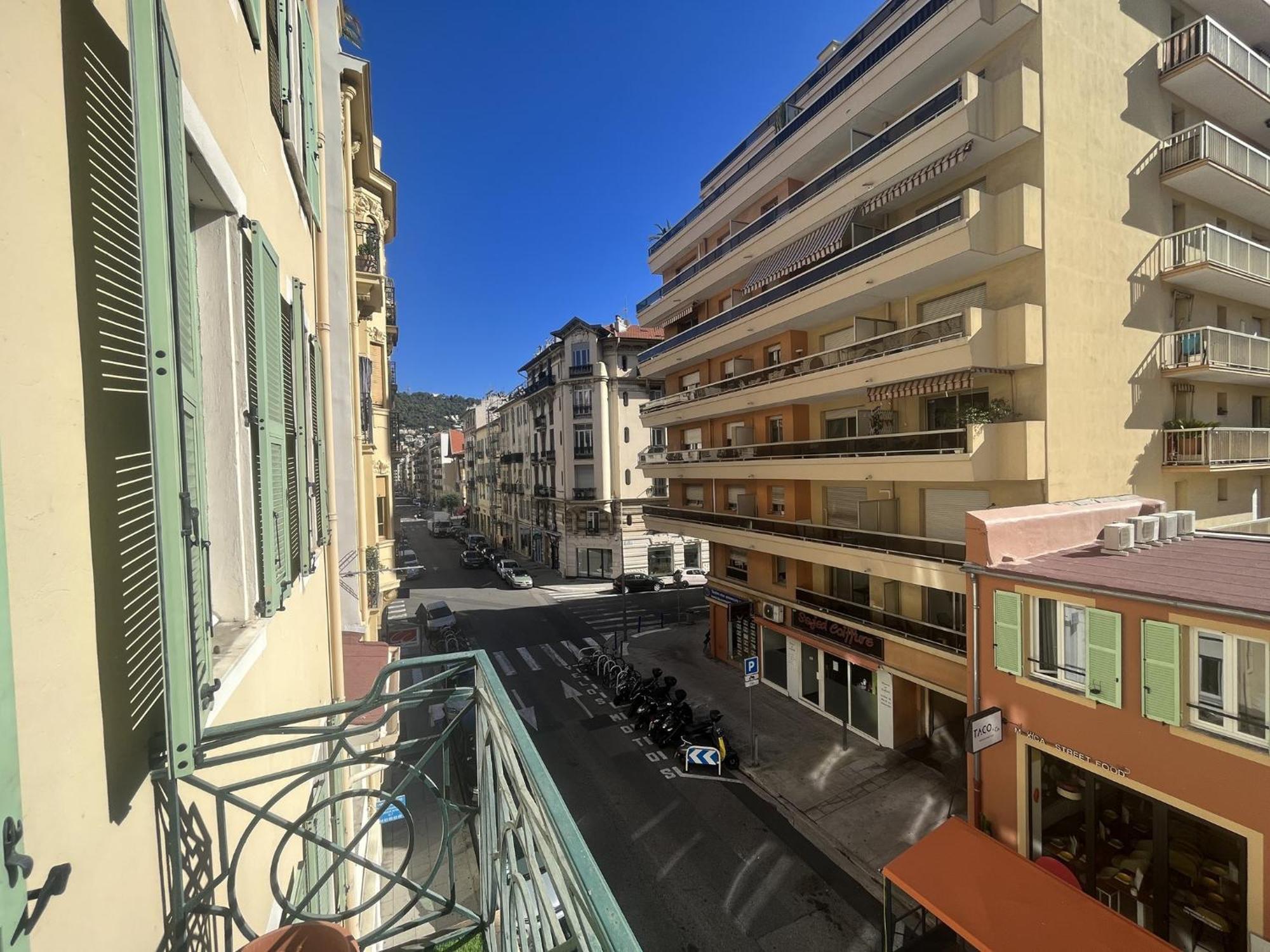 Beaumont Republique * Nice
