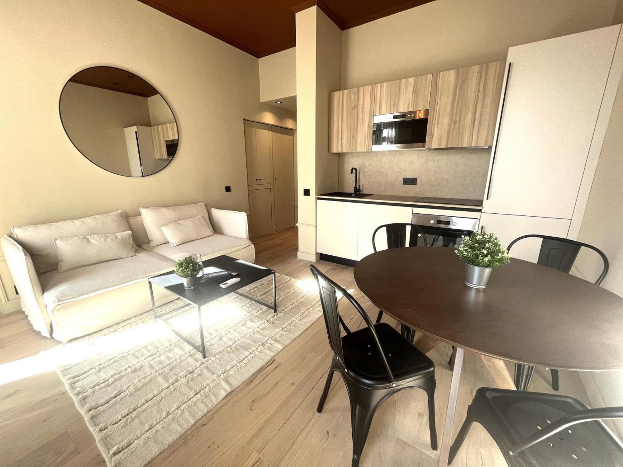 Apartment Beaumont Republique *