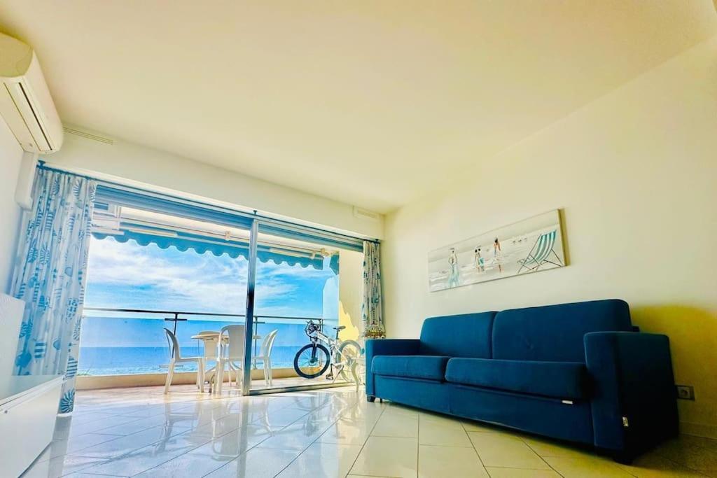 Art De Vivre Sur La Promenade *