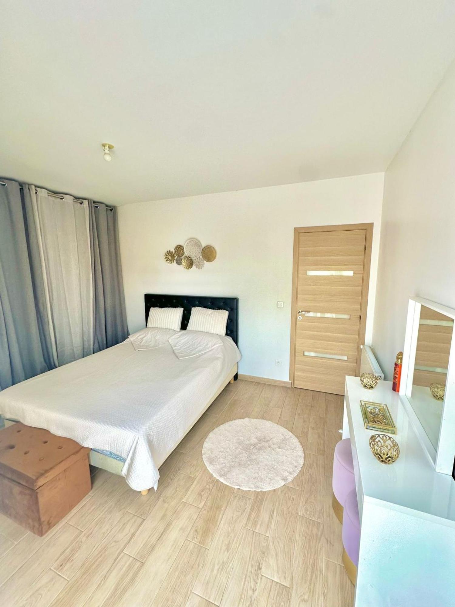 Hotel Superbe A - Mer, Tram Et Commerces A 5min *