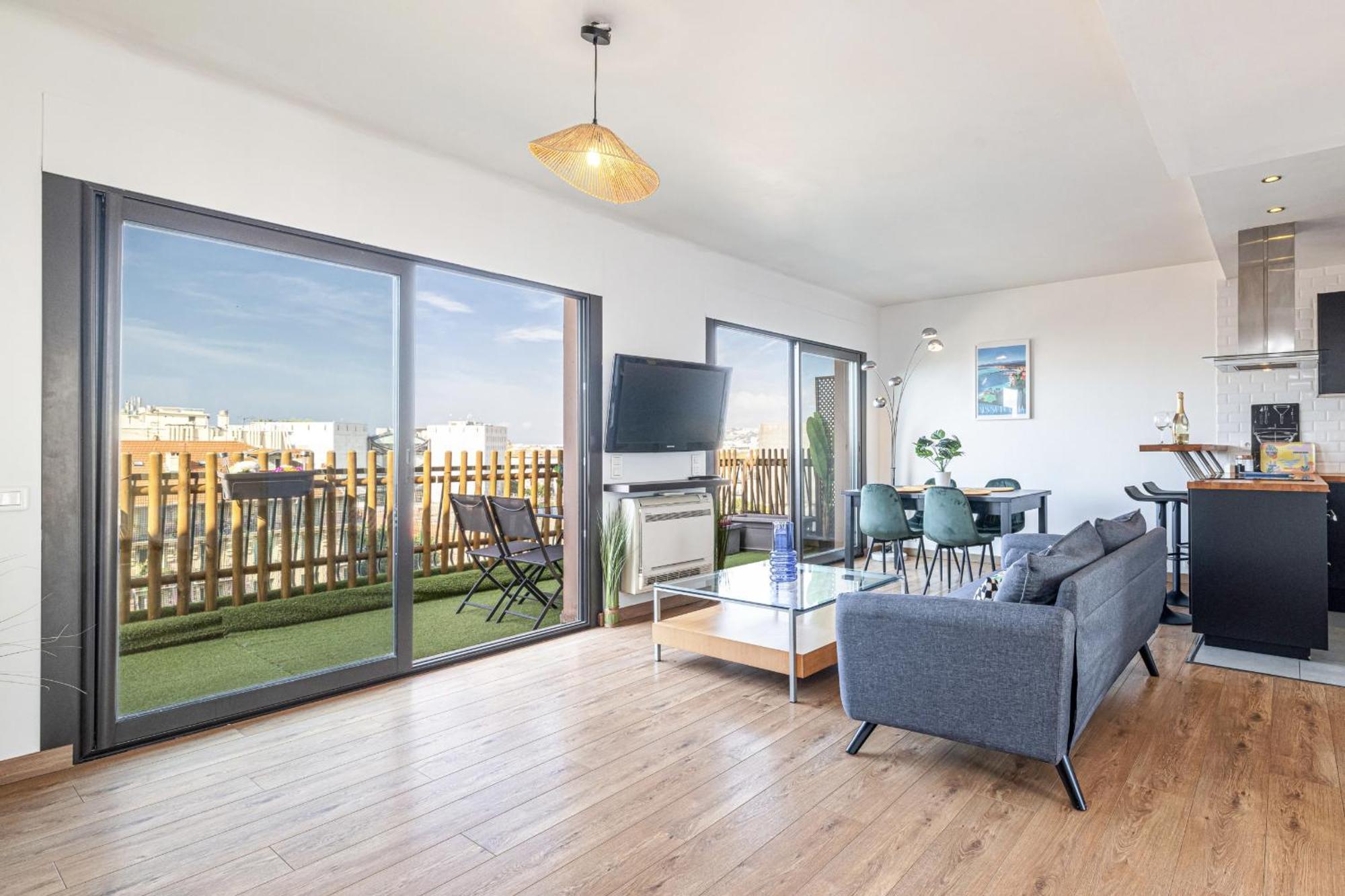 Apartment Open Sky Terrace Lage 1 Bdr & Parking *