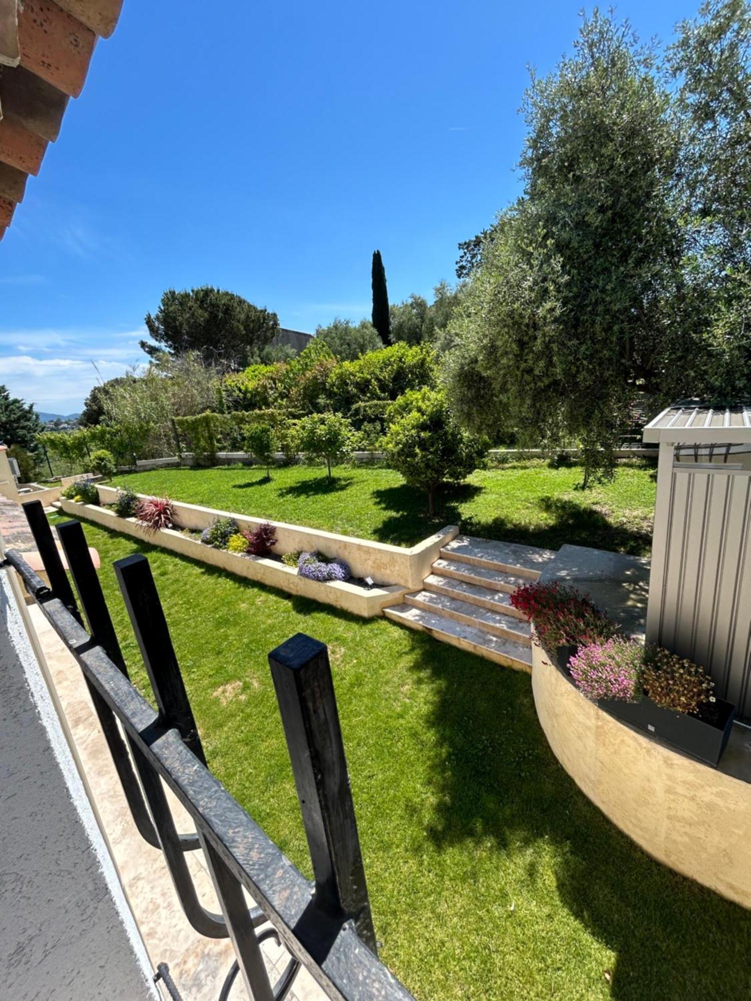 Duplex Oliveraie Piscine Au Sel Marin Et Parking Apartment