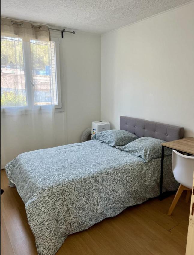 Apartment 20 Mins From The