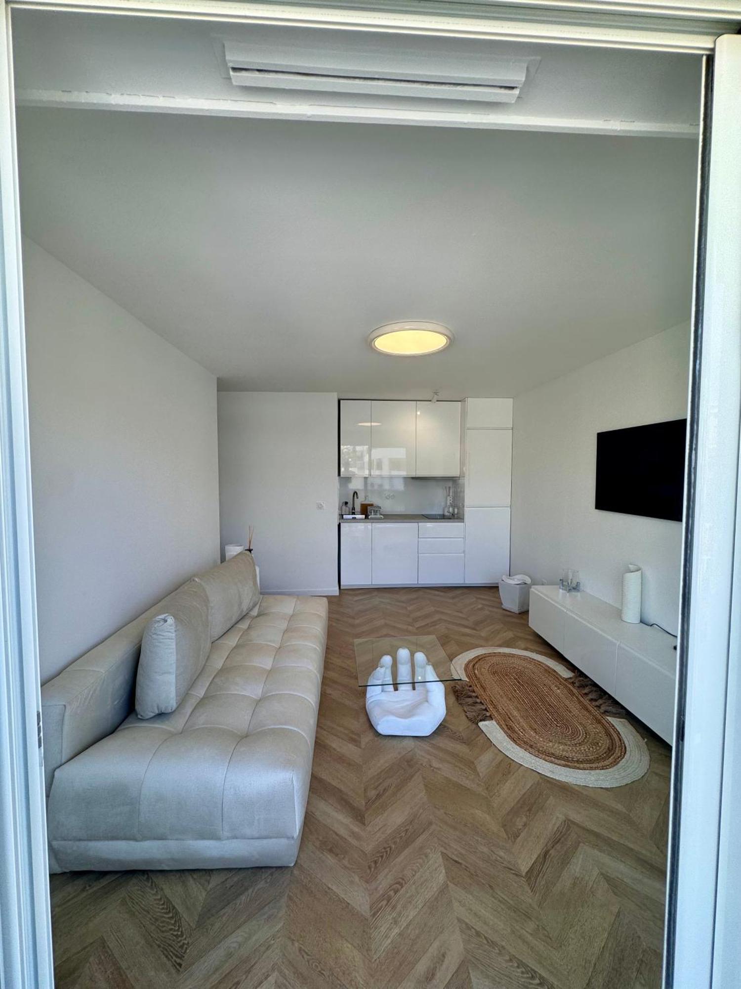 Apartment Charmant 2p Moderne Et Epure Pres De La Mer Et De La Celebre Promenades Des Anglais - Vivez Le Reve Mediterraneen *