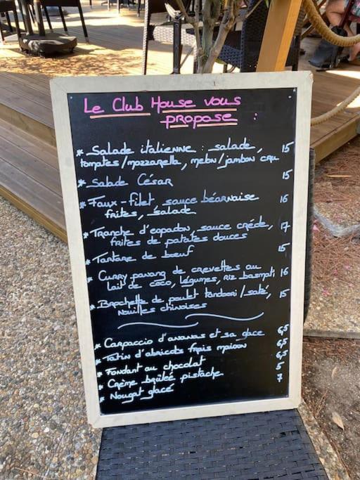 Apartment Superbe De 3p Pieces Dans Avec Piscine Et Climatisation