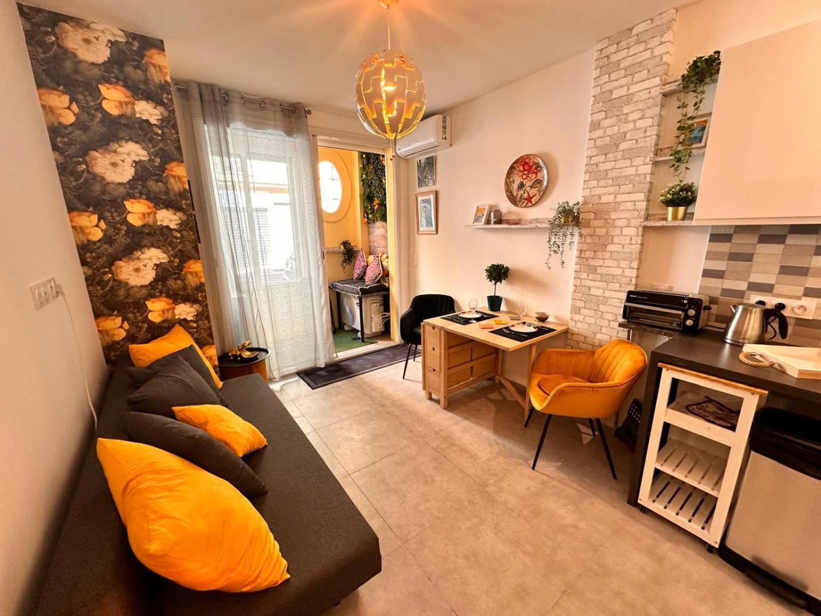 Aparthotel Coeur Delille Fshh 3*