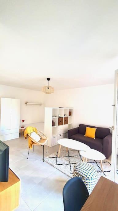 Apartment Cosy Proche Tram Parking Prive *