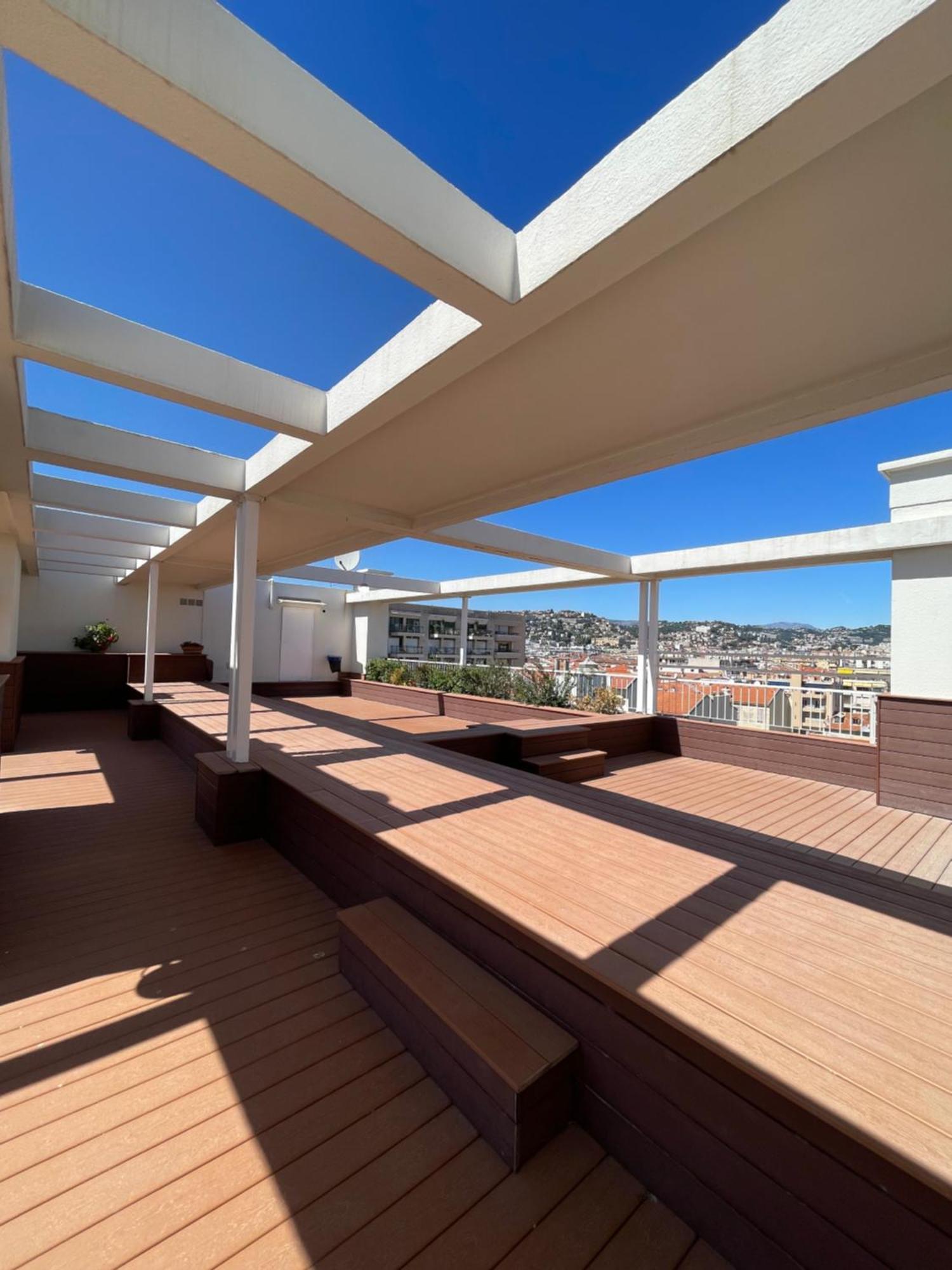 Royal Lux Promenade Des Apartment