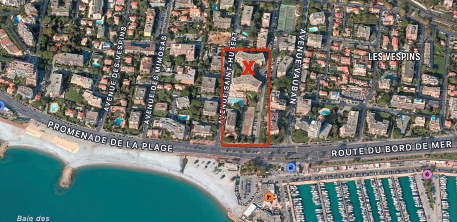Apartment En Bord De Avec Piscine - Jusqu'a 6 Personnes *